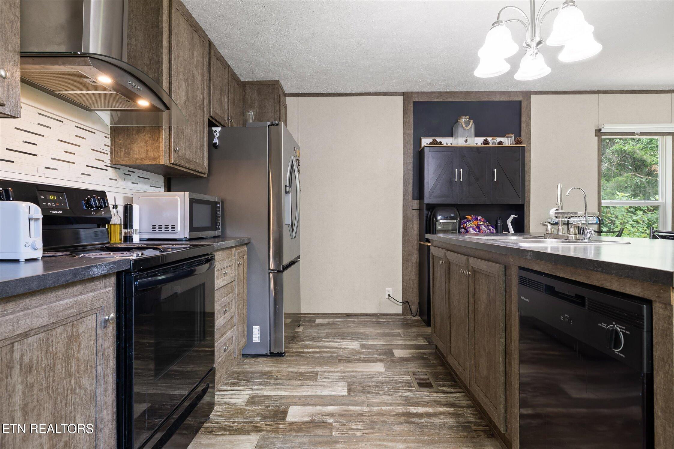6183 Marie Lane Harrison TN 37341