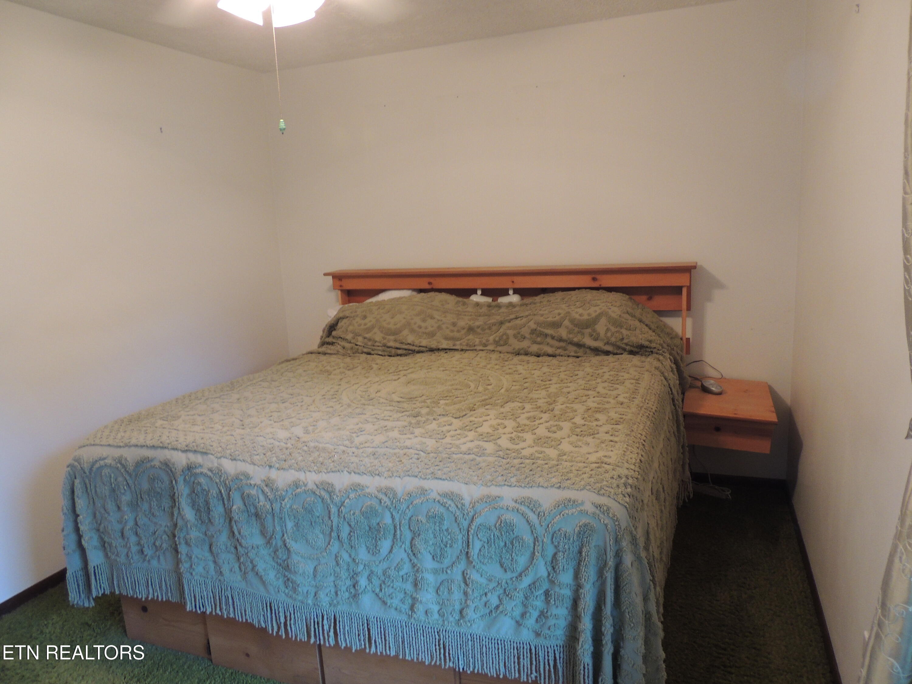 5208 NW Berbera Drive Knoxville TN 37921