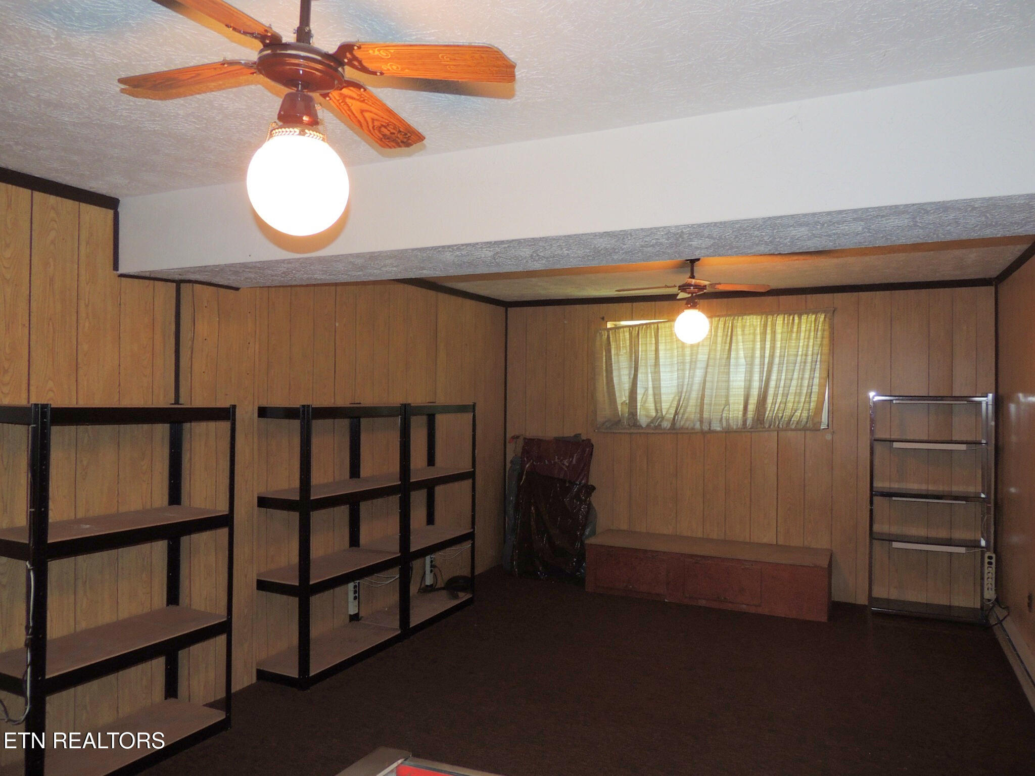 5208 NW Berbera Drive Knoxville TN 37921