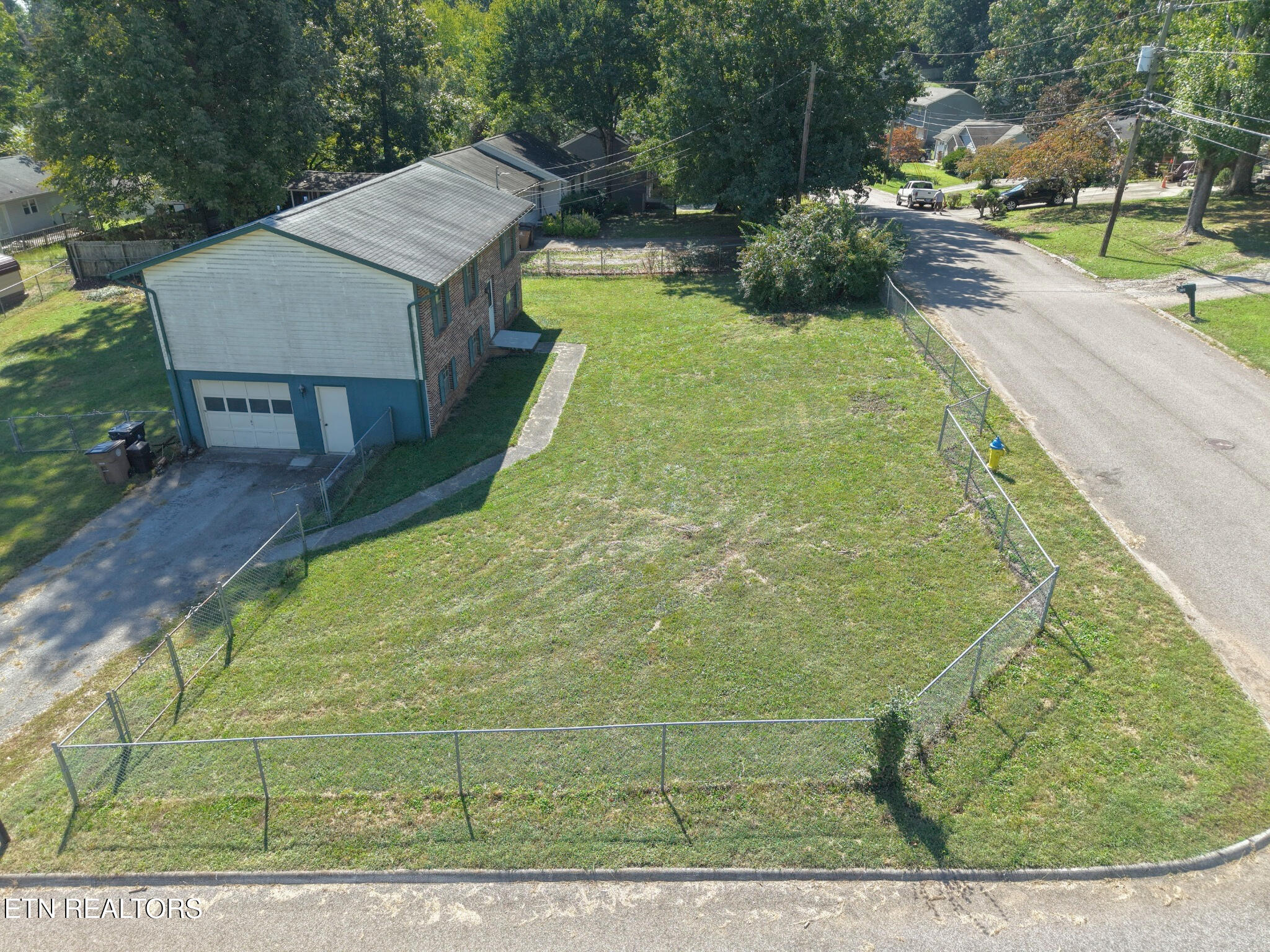 5208 NW Berbera Drive Knoxville TN 37921
