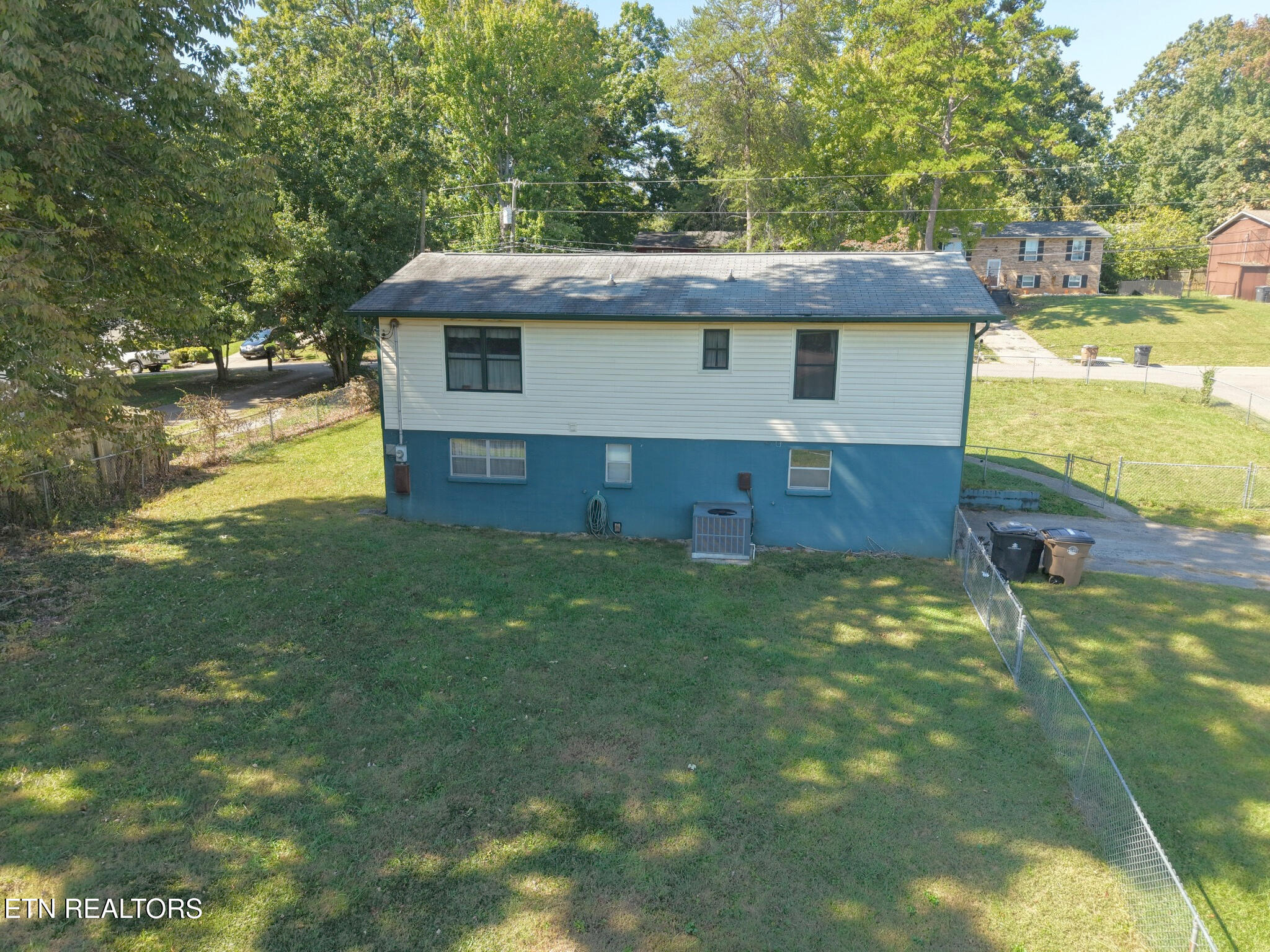 5208 NW Berbera Drive Knoxville TN 37921