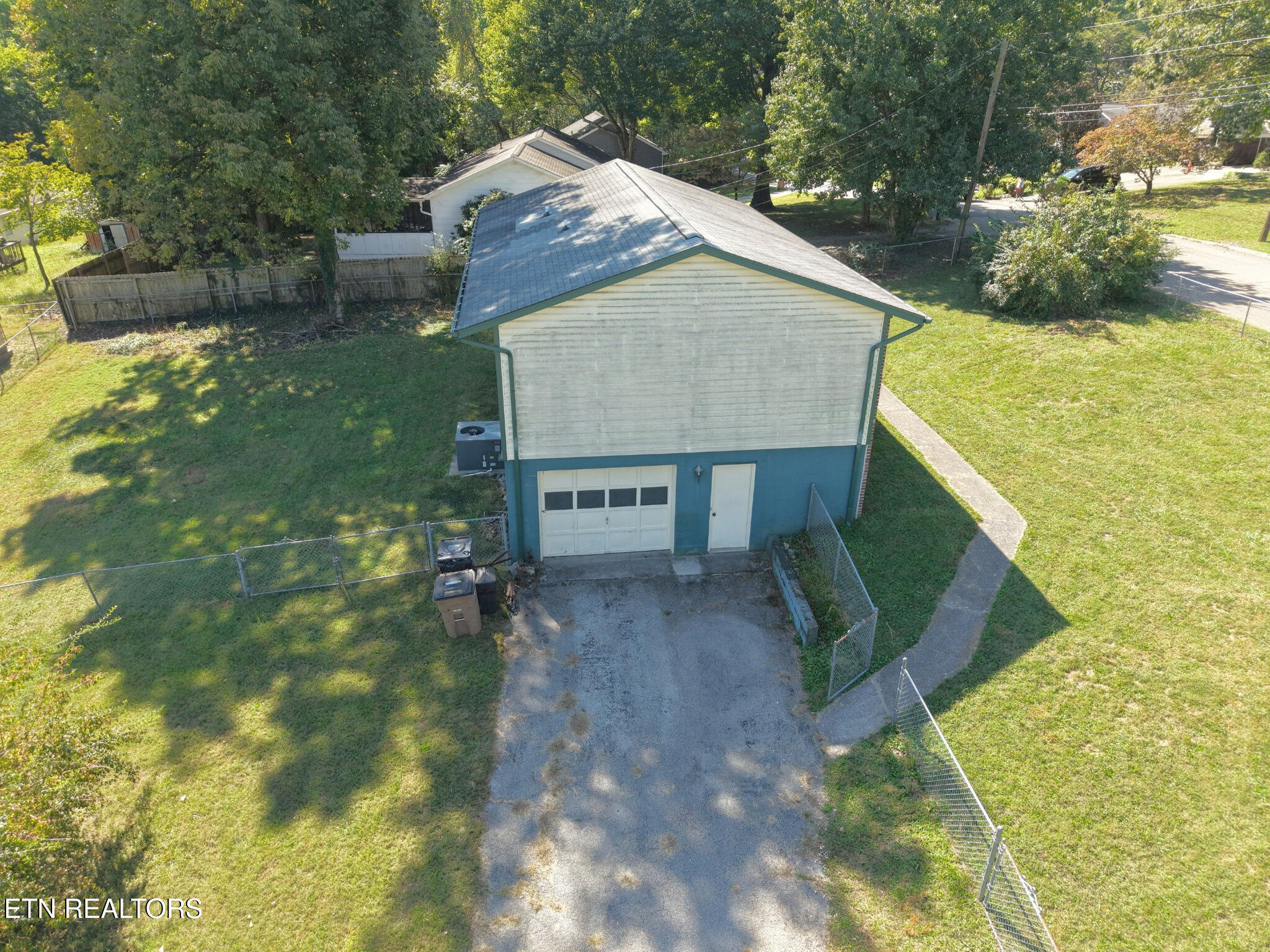 5208 NW Berbera Drive Knoxville TN 37921