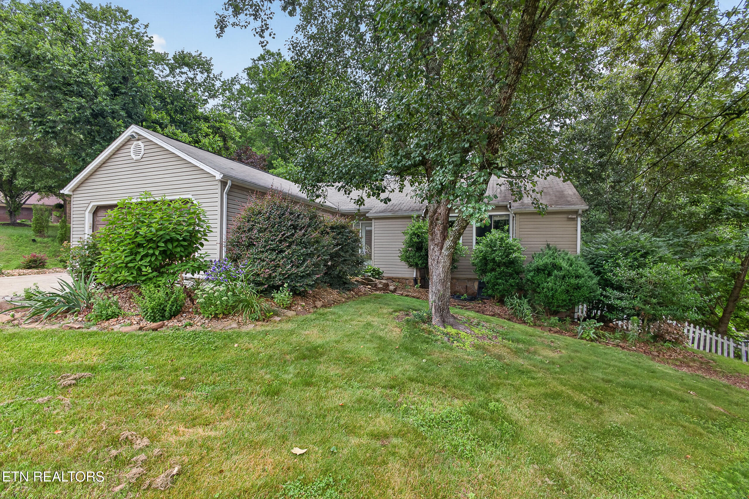 10225 Birch Hill Lane Knoxville TN 37932