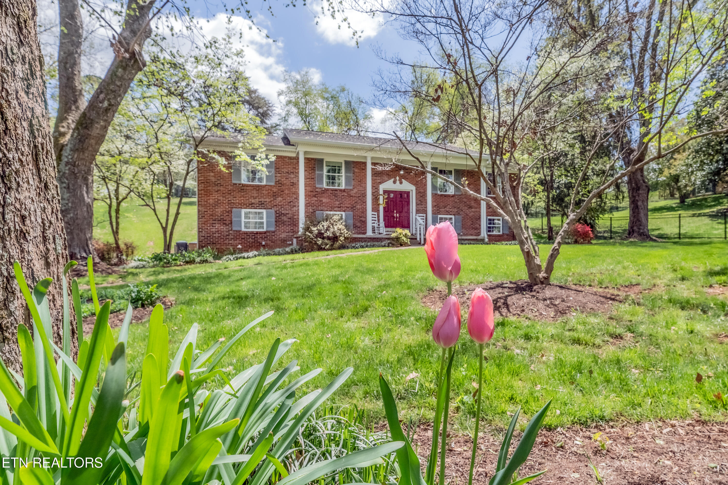 6912 Cresthill Drive Knoxville TN 37919