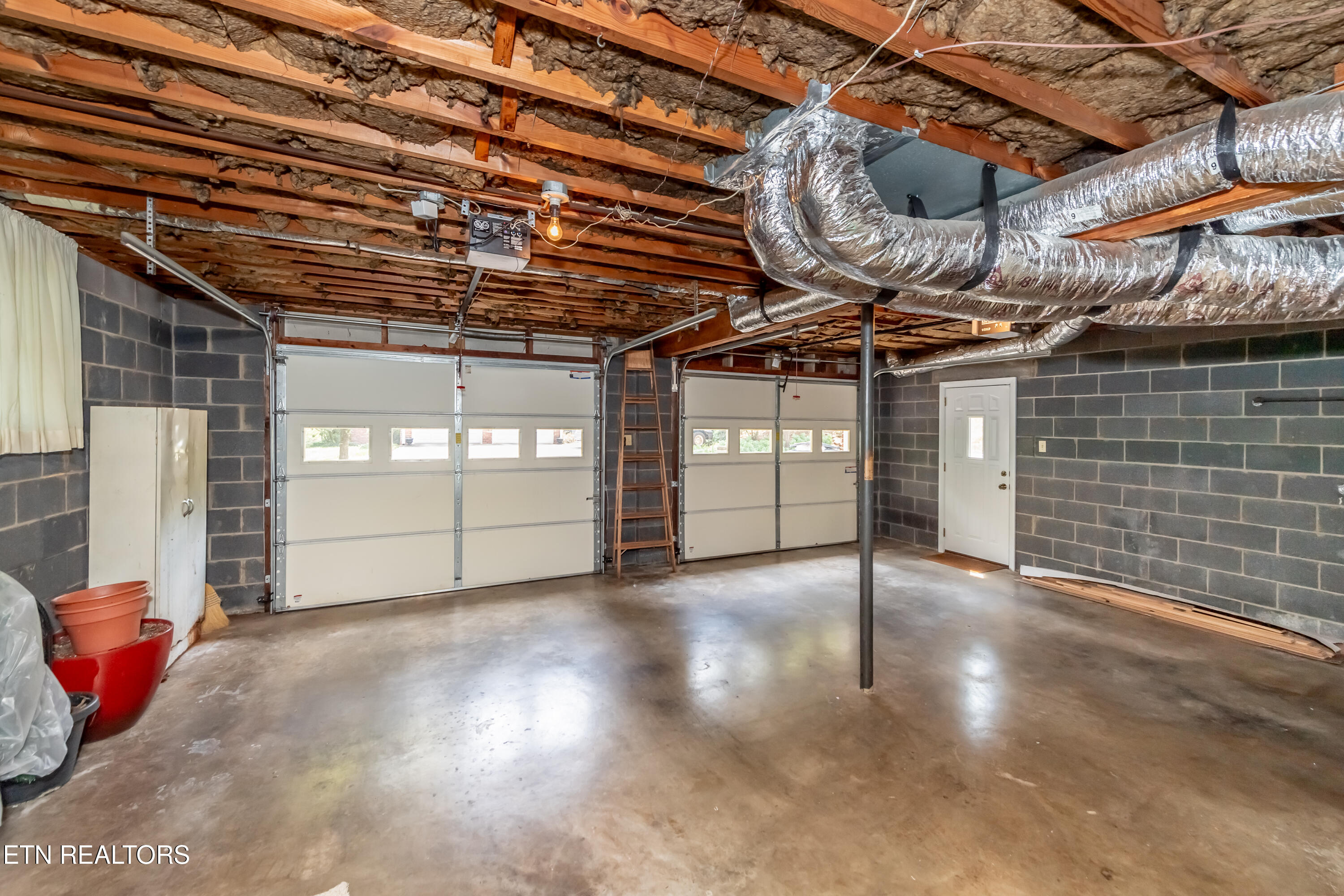 6912 Cresthill Drive Knoxville TN 37919
