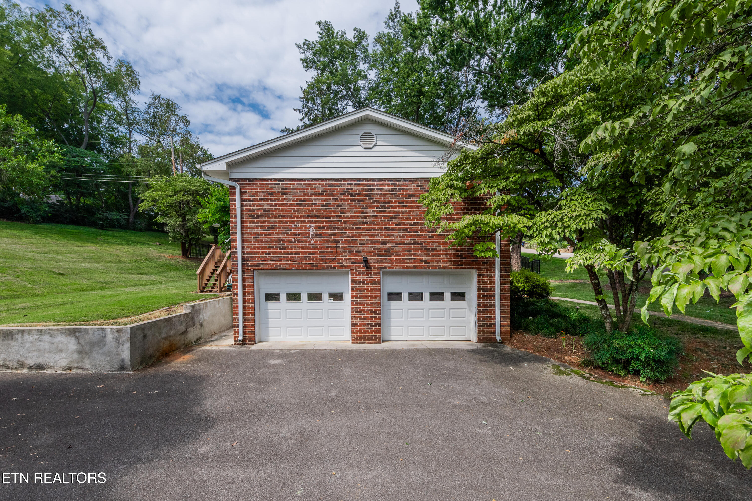 6912 Cresthill Drive Knoxville TN 37919