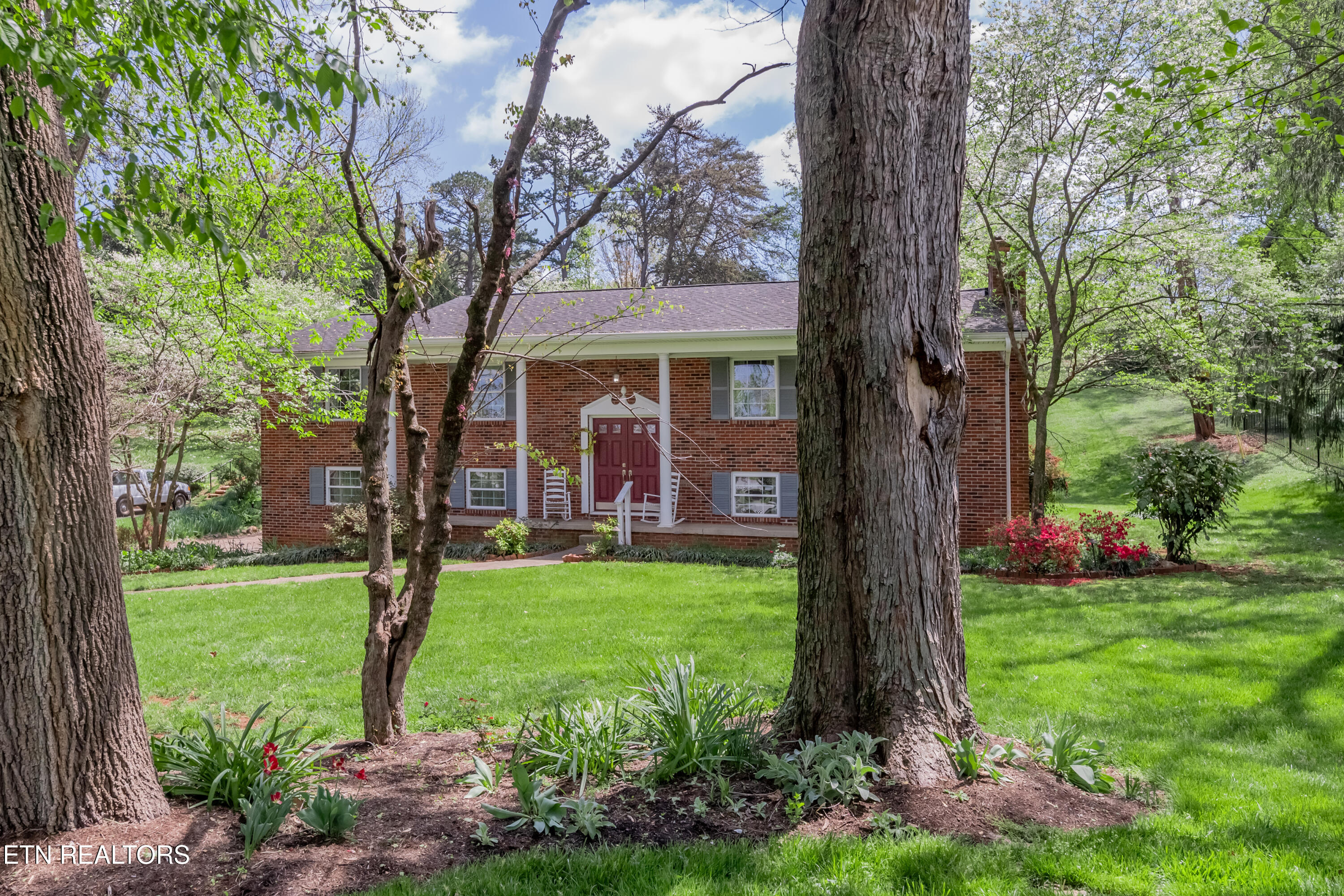 6912 Cresthill Drive Knoxville TN 37919