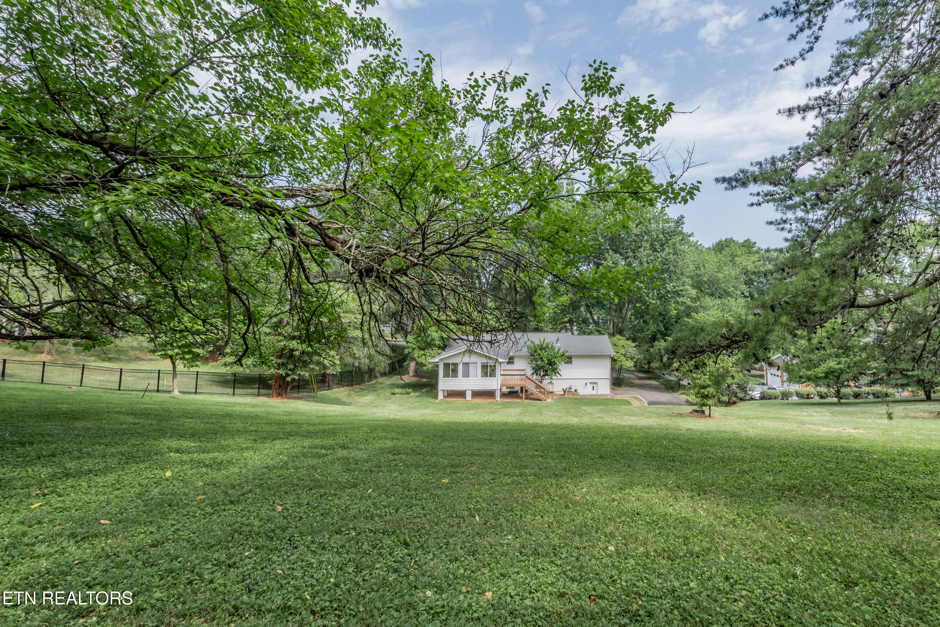 6912 Cresthill Drive Knoxville TN 37919