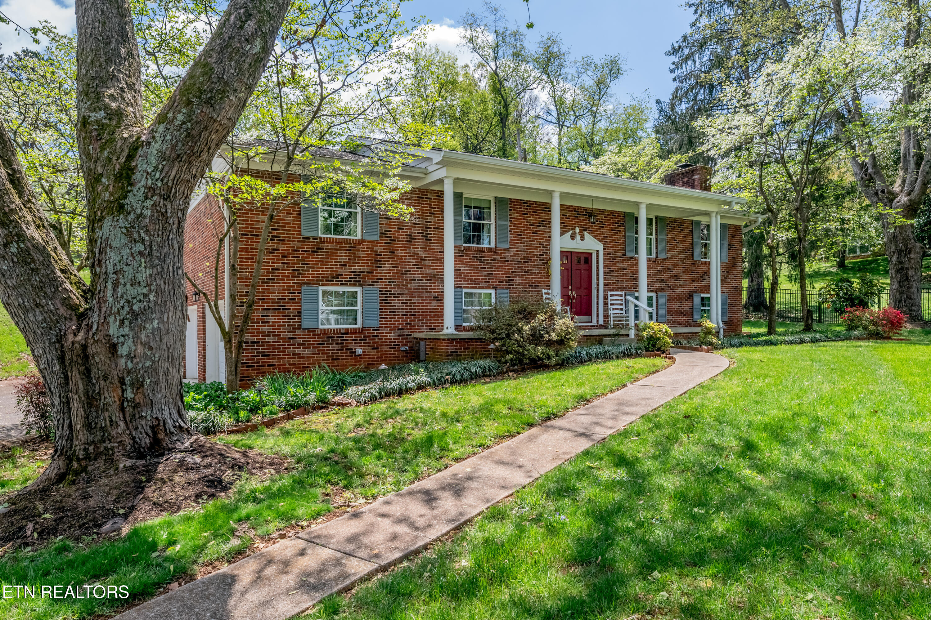 6912 Cresthill Drive Knoxville TN 37919