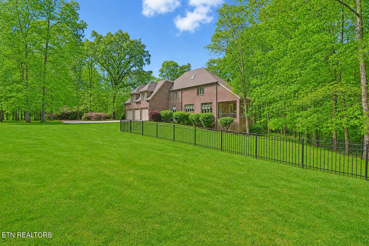 218 Channing Lane Crossville TN 38555