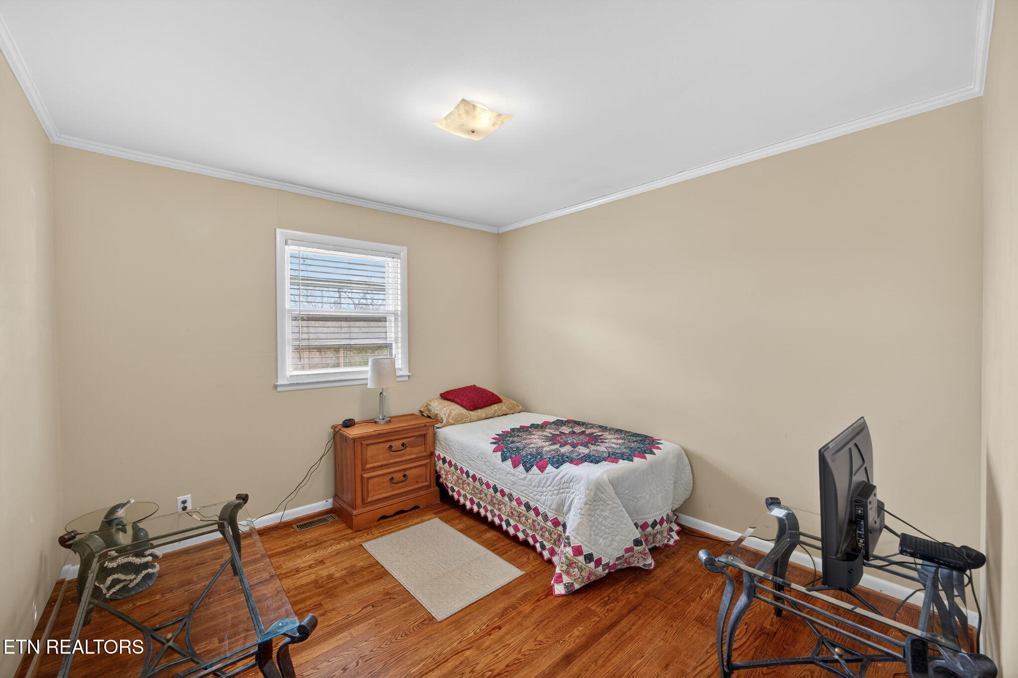 402 S Hillcrest Drive Livingston TN 38570