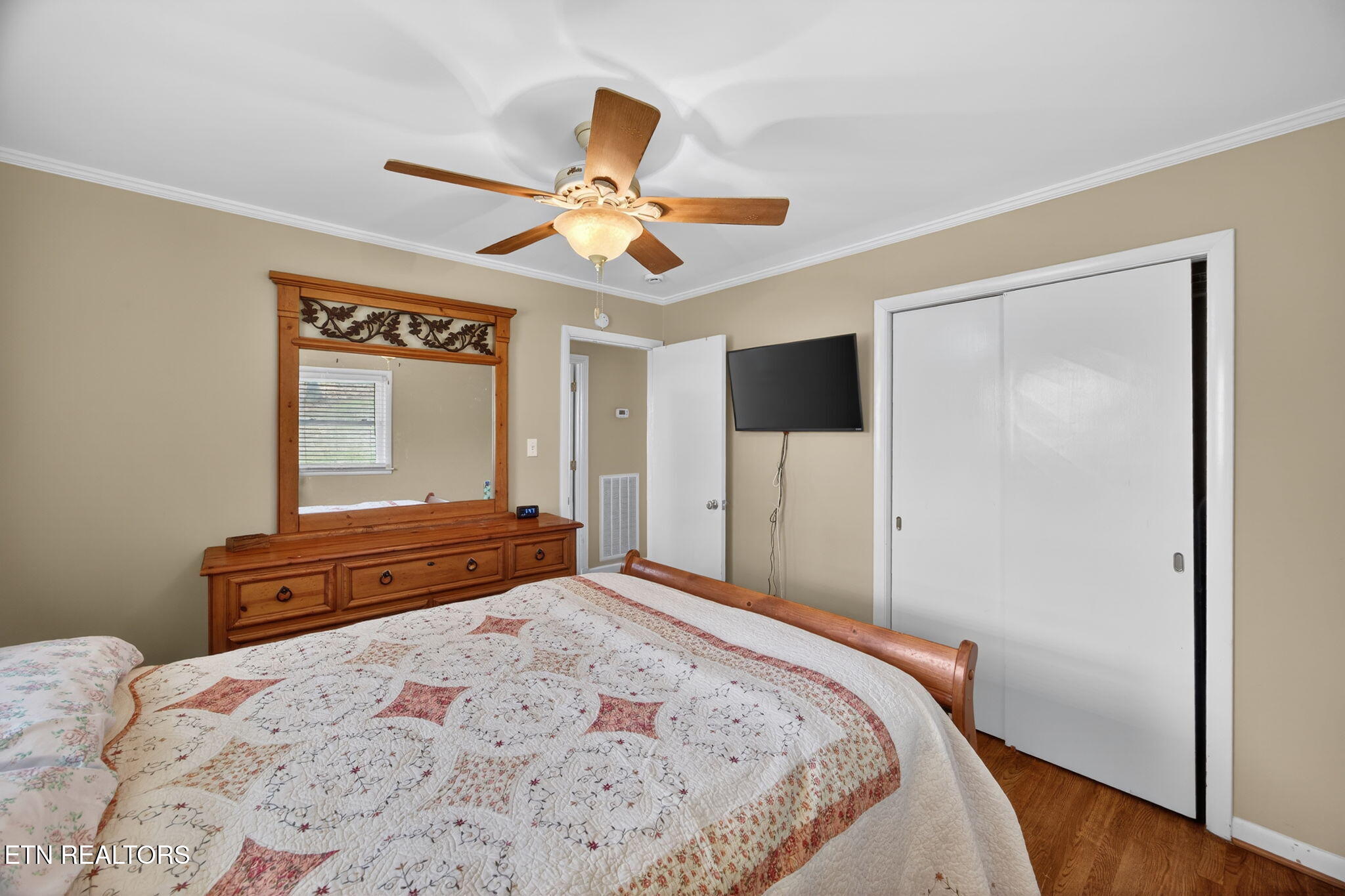 402 S Hillcrest Drive Livingston TN 38570