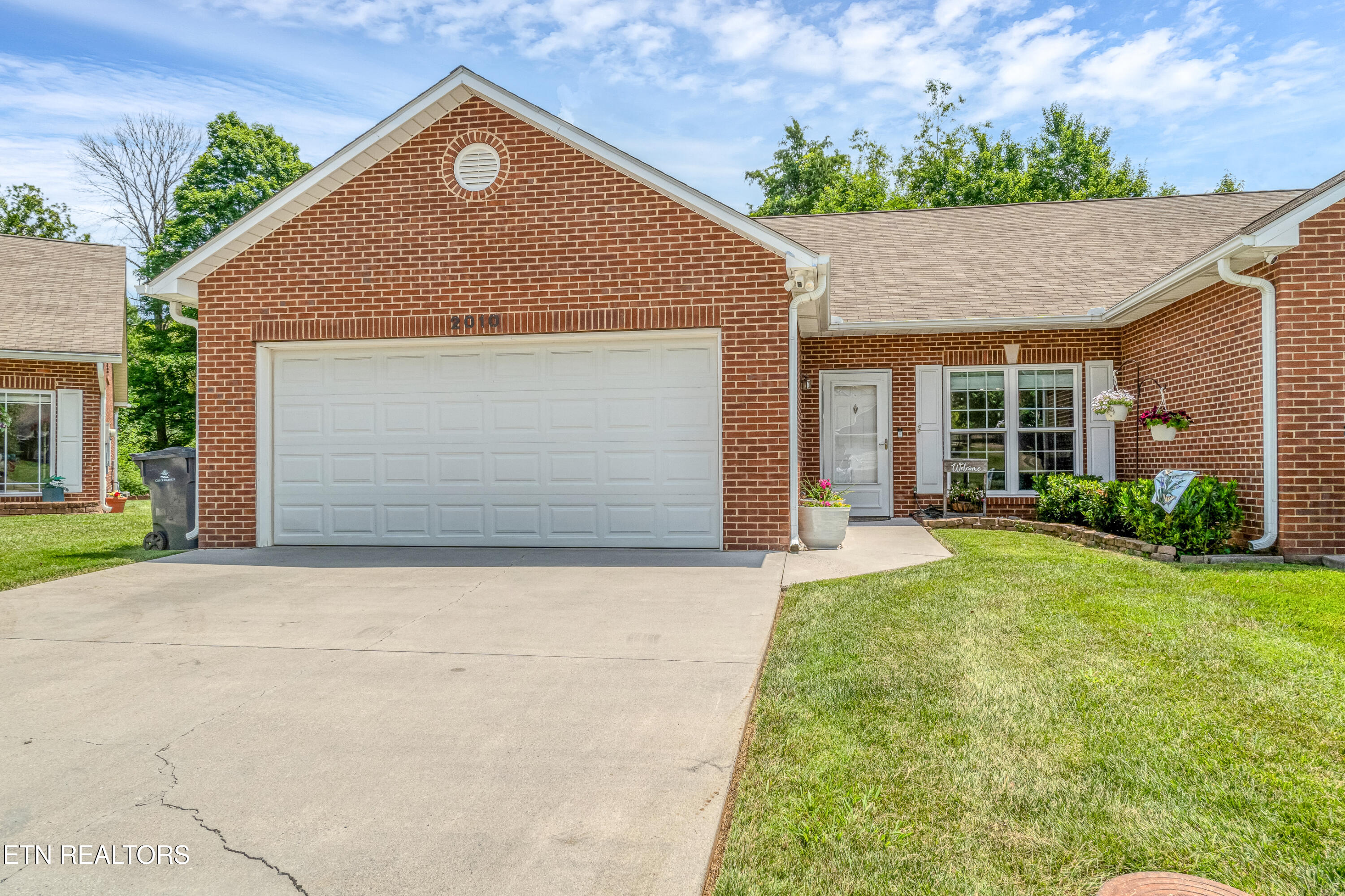 2010 Misty Glen Lane Knoxville TN 37909