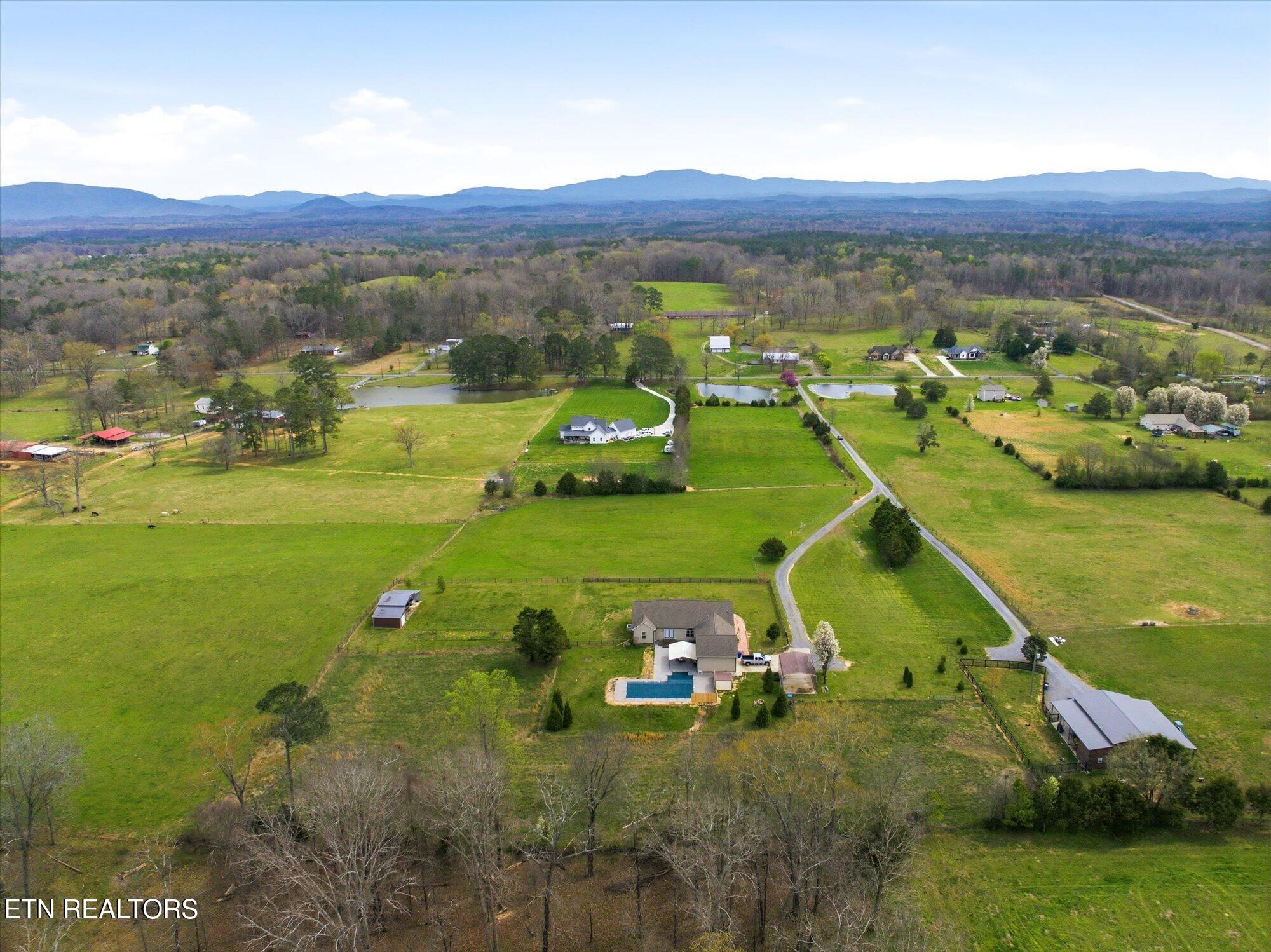 680 SE Horton Road Cleveland TN 37323