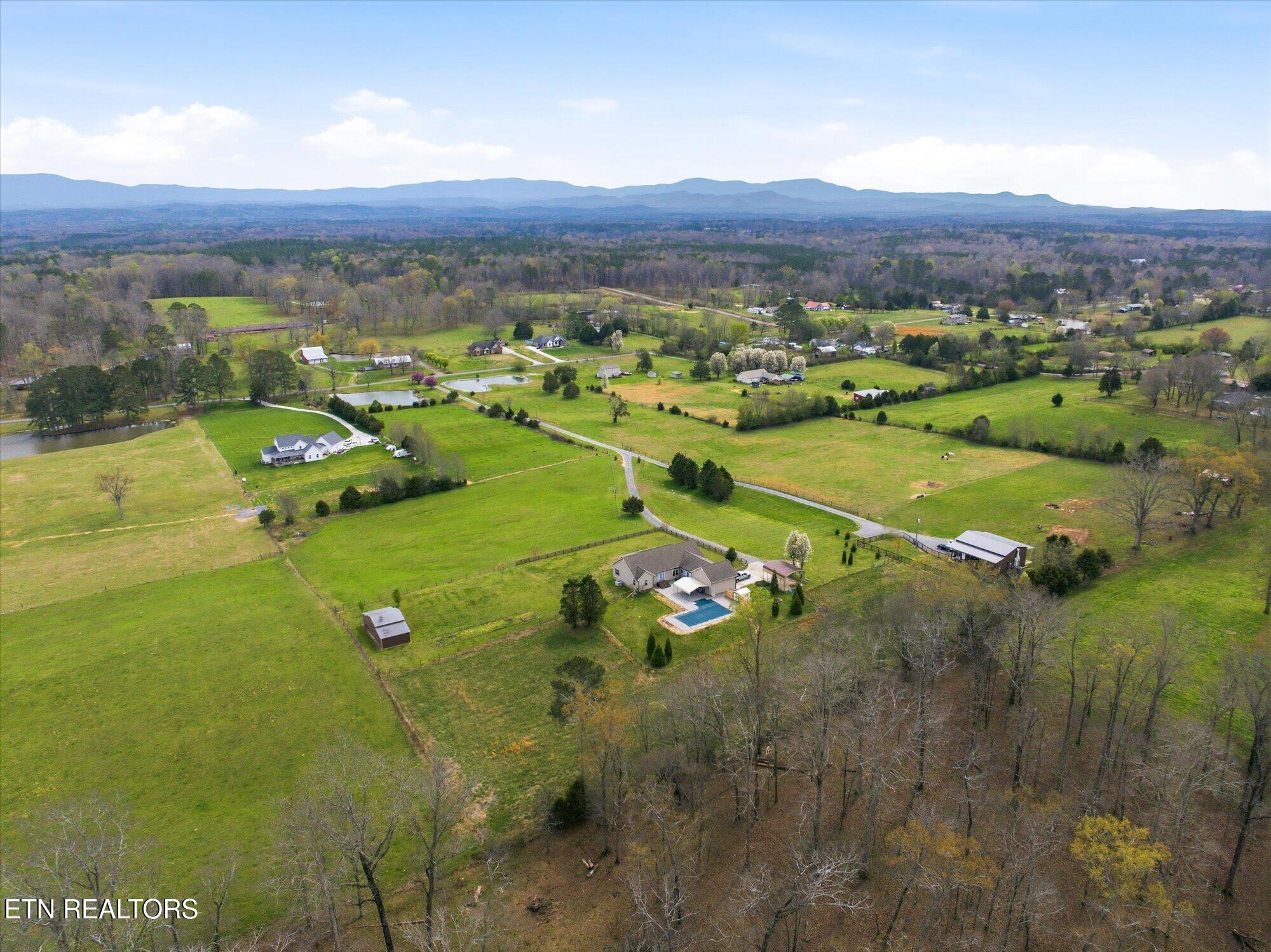 680 SE Horton Road Cleveland TN 37323