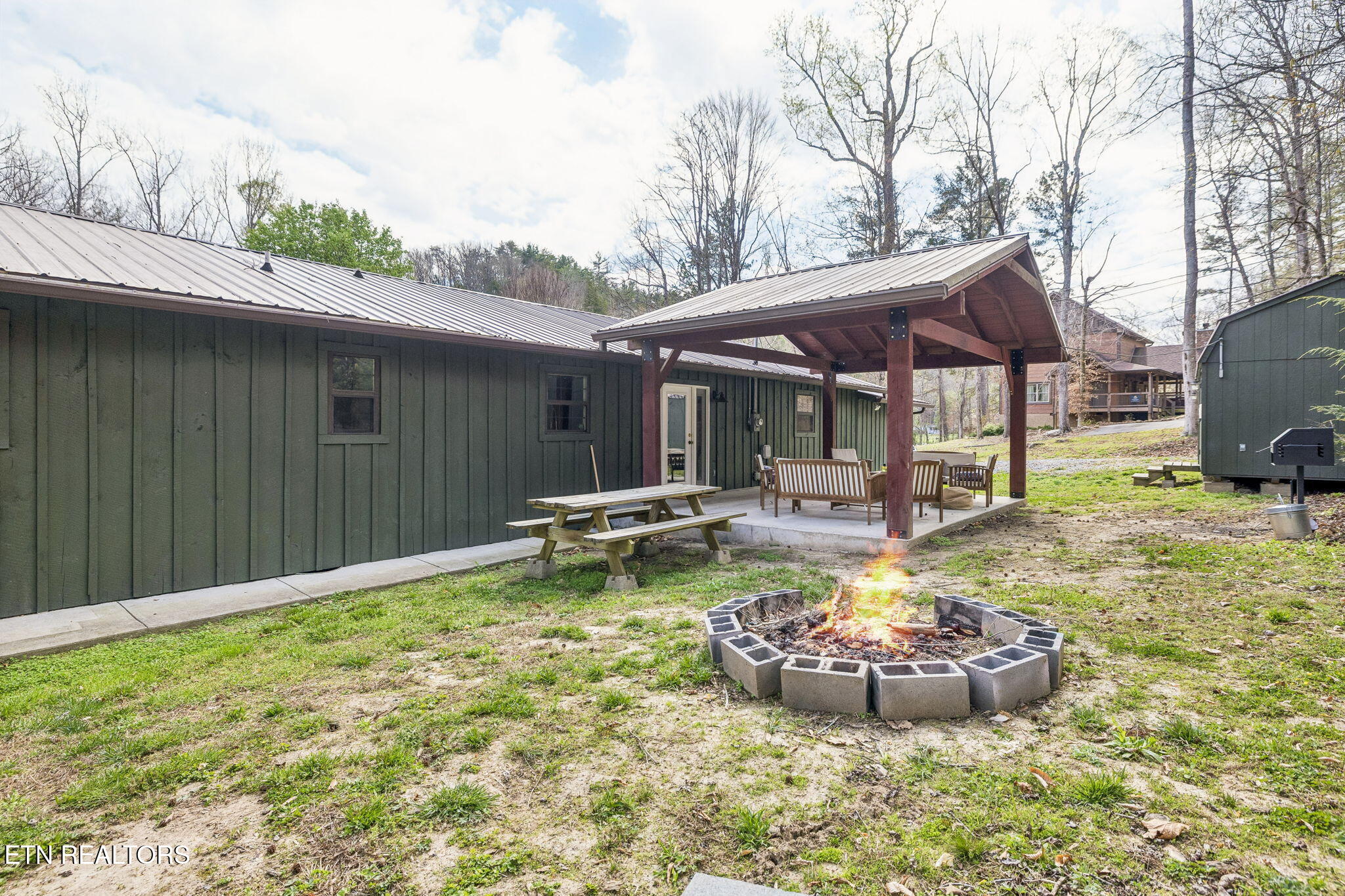 2875 Mcmahan Sawmill Road Sevierville TN 37862