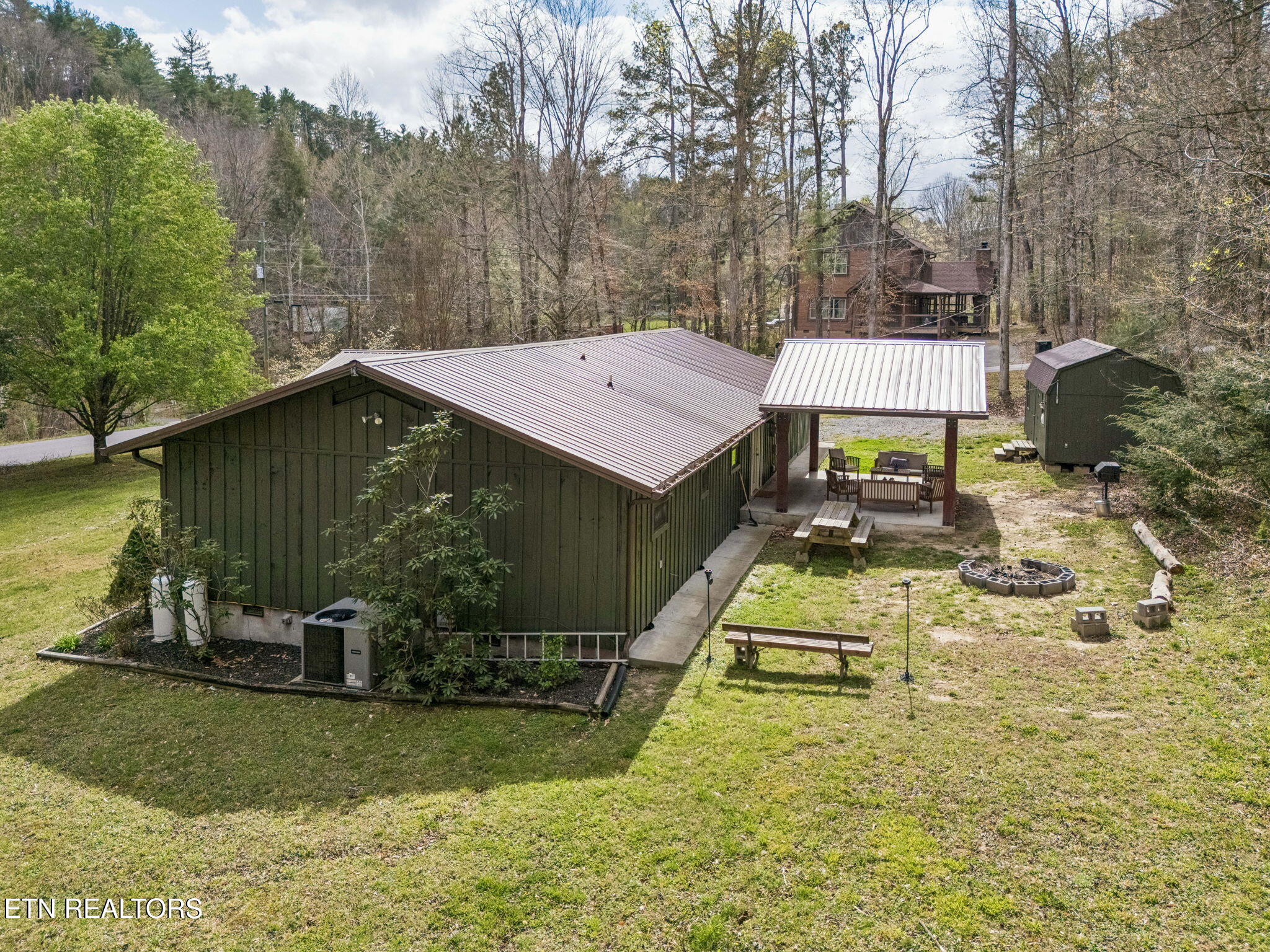 2875 Mcmahan Sawmill Road Sevierville TN 37862