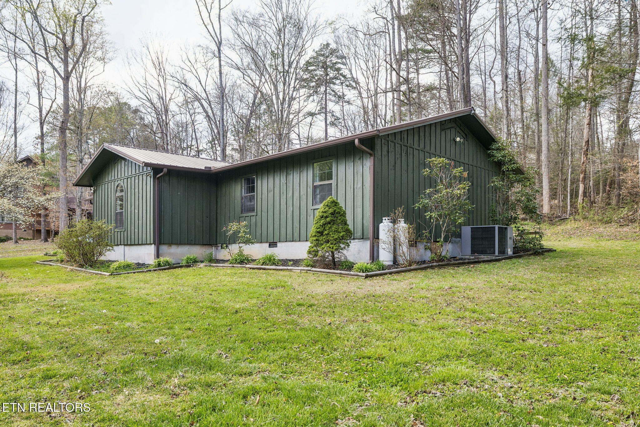 2875 Mcmahan Sawmill Road Sevierville TN 37862