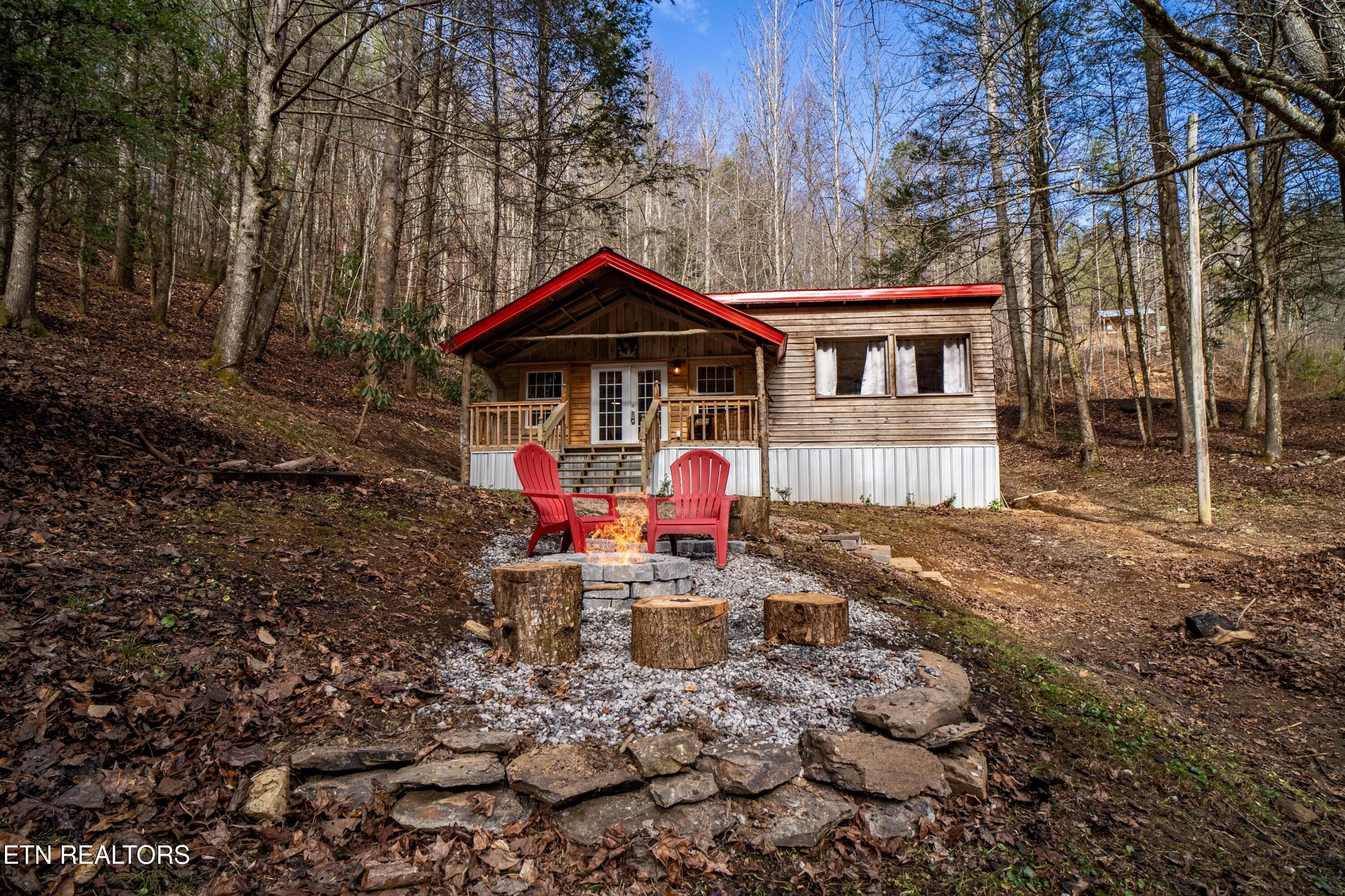 915 Newcombe Branch Way Cosby TN 37722