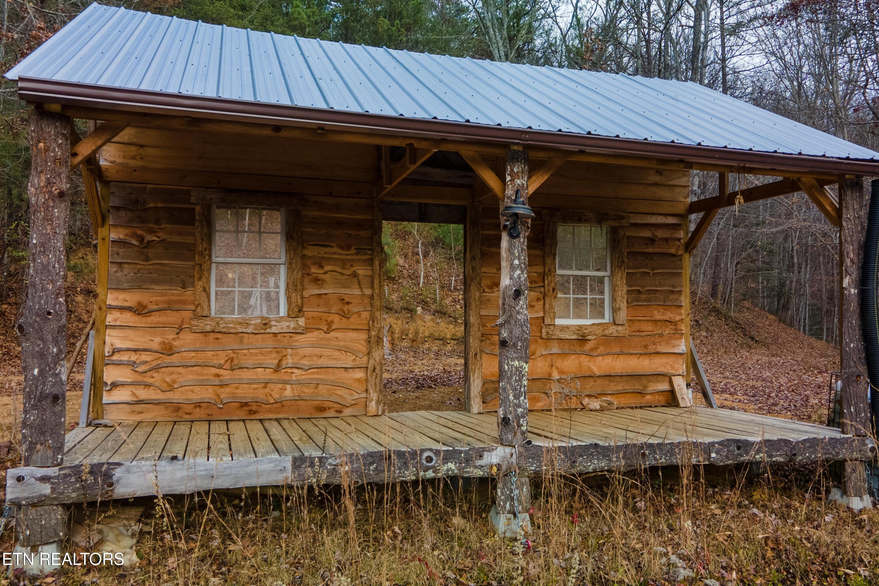 915 Newcombe Branch Way Cosby TN 37722