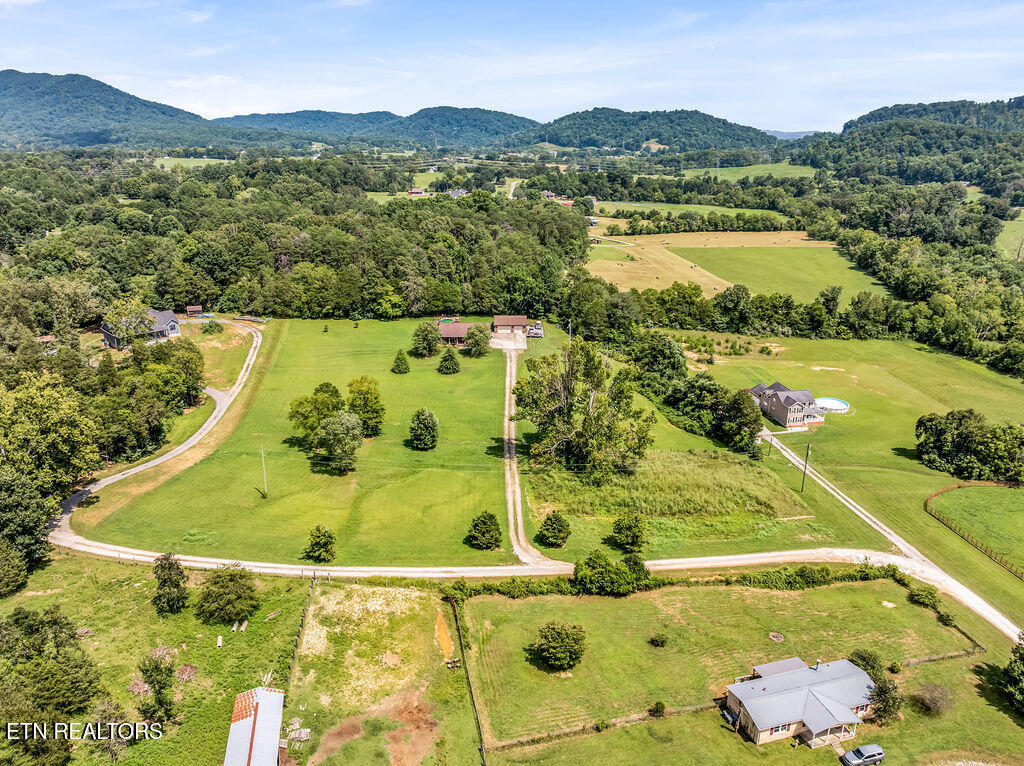 7678 Dunsmore Lane Corryton TN 37721