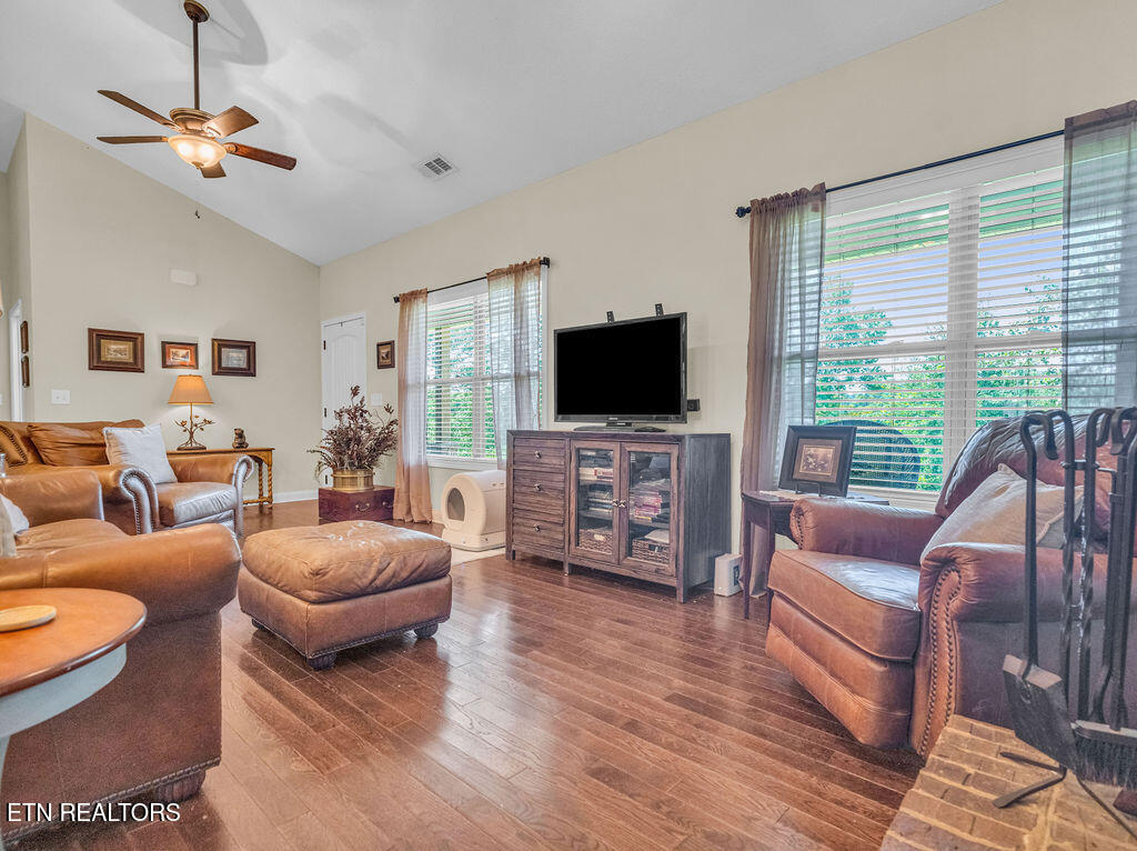 7678 Dunsmore Lane Corryton TN 37721