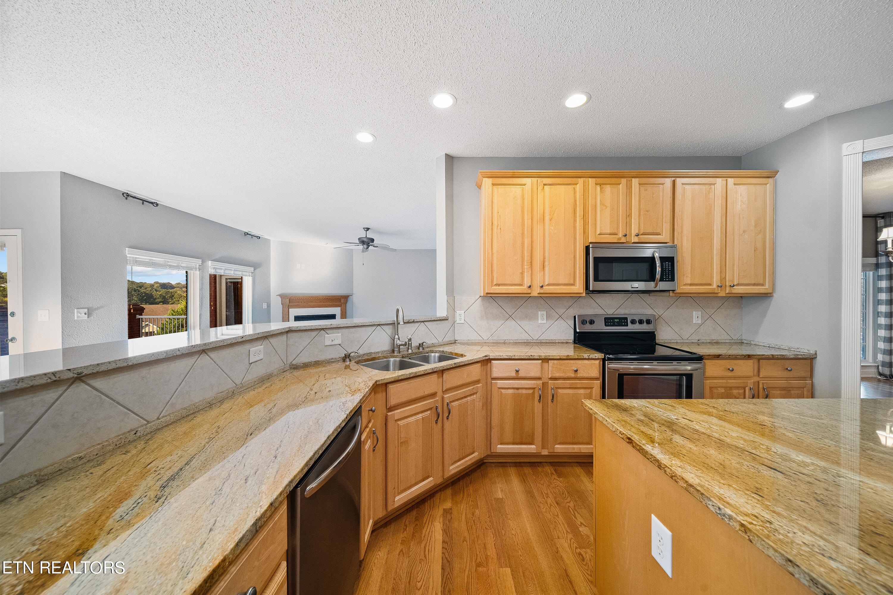 112 Sunali Lane Loudon TN 37774