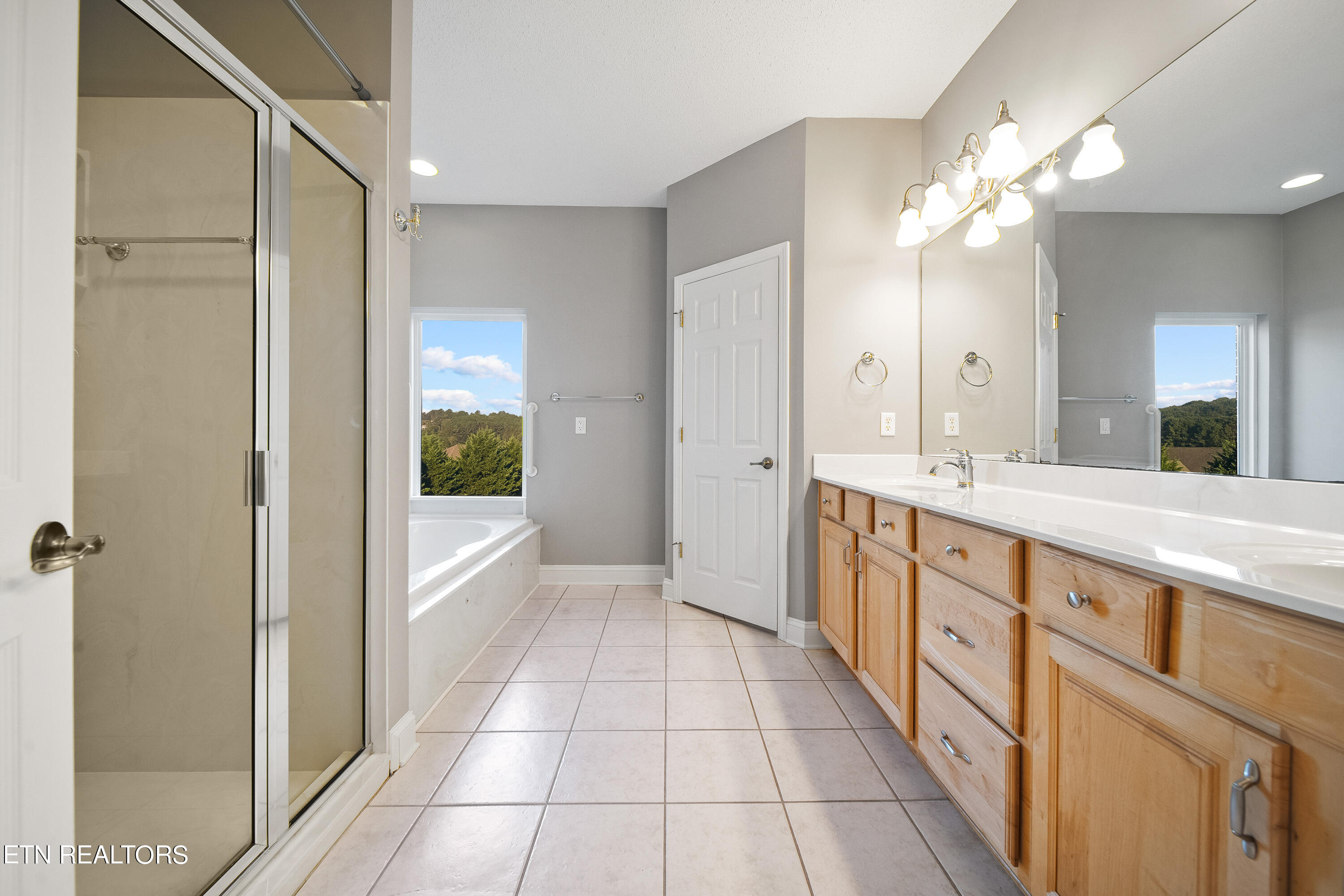112 Sunali Lane Loudon TN 37774