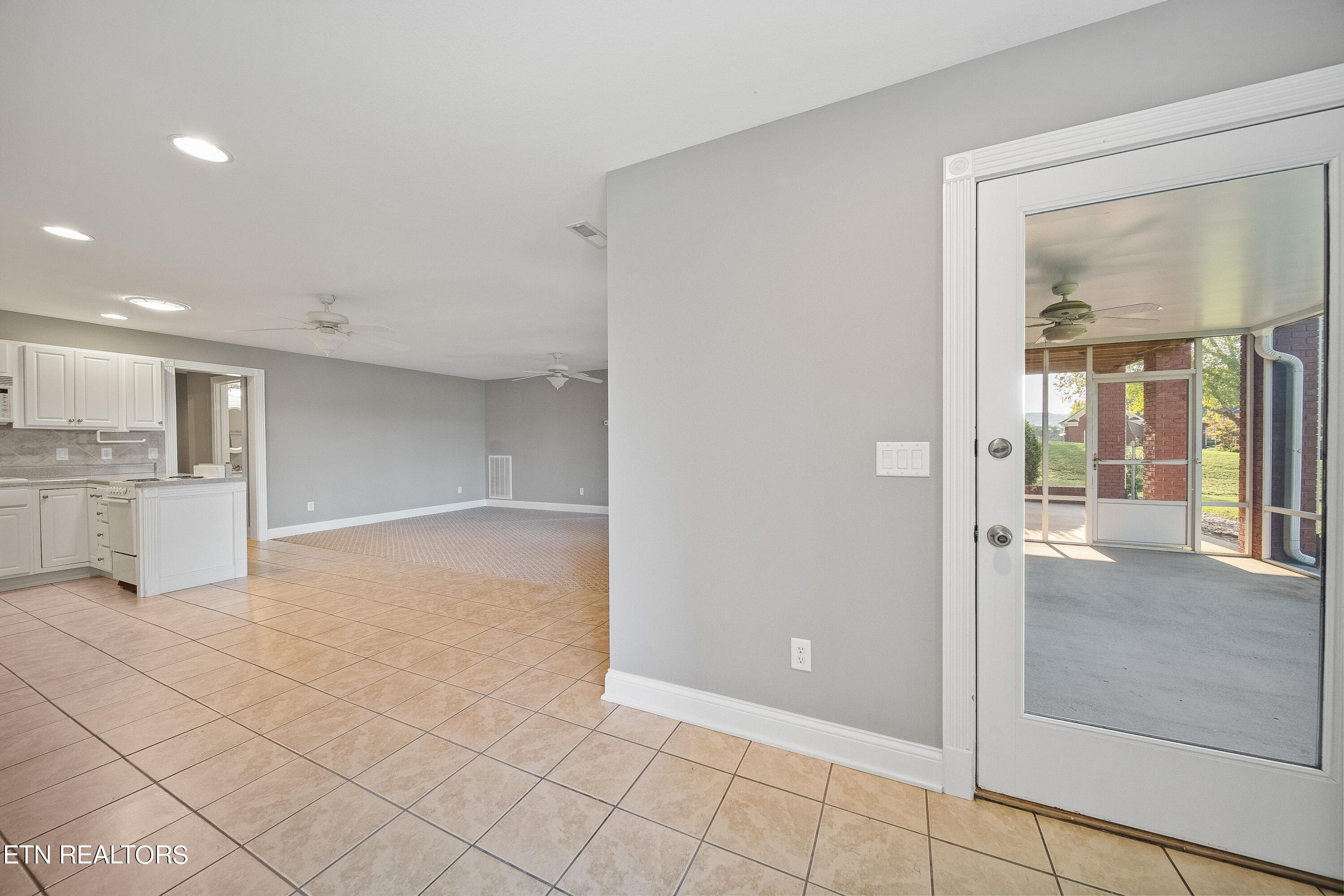 112 Sunali Lane Loudon TN 37774