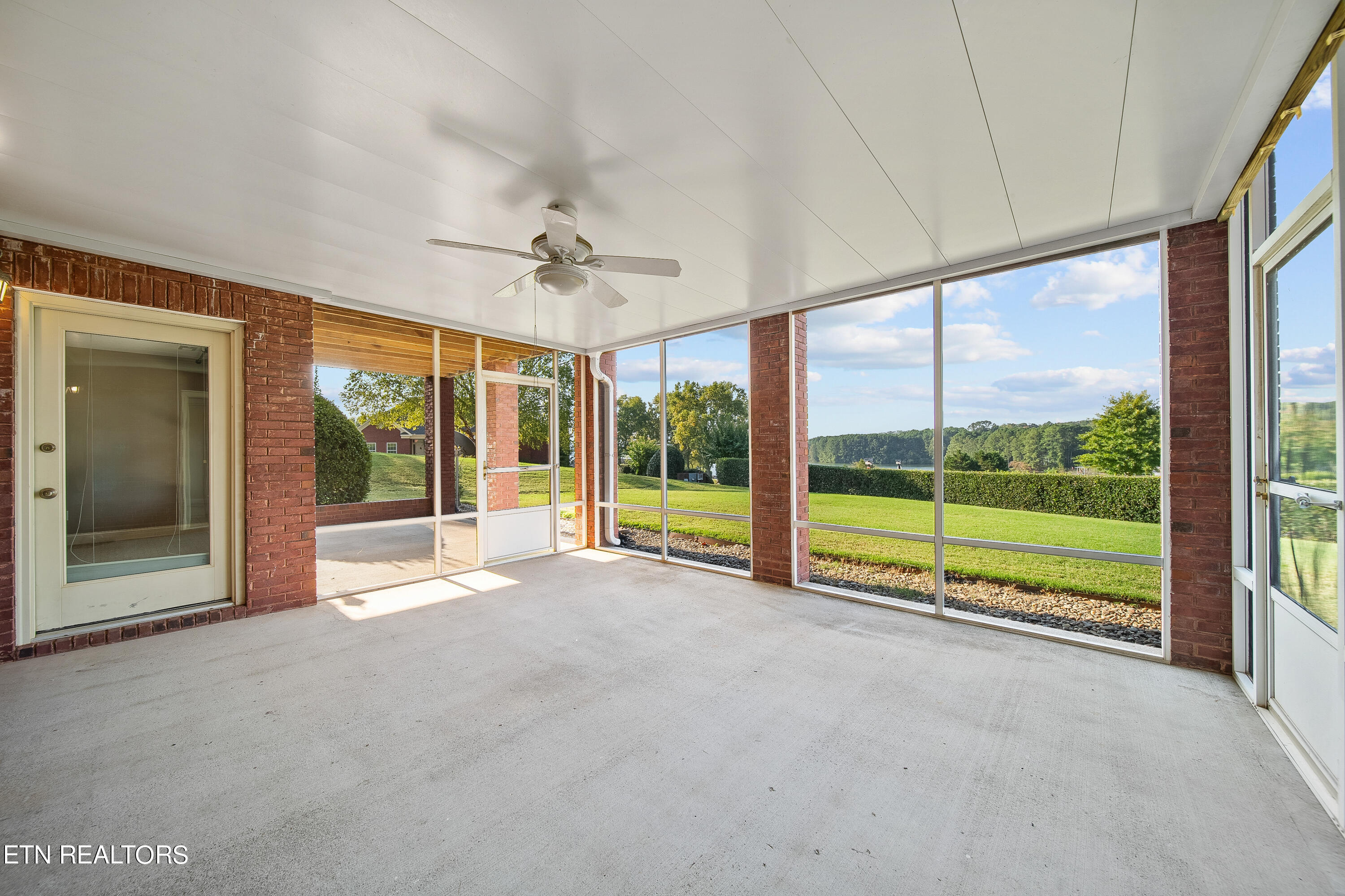 112 Sunali Lane Loudon TN 37774