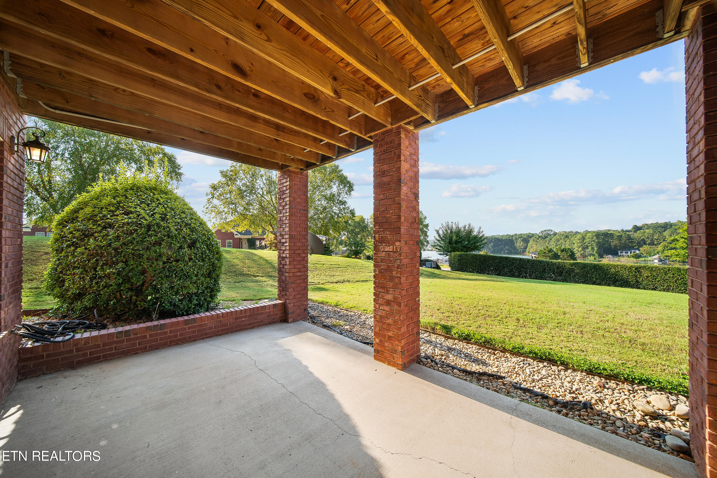 112 Sunali Lane Loudon TN 37774