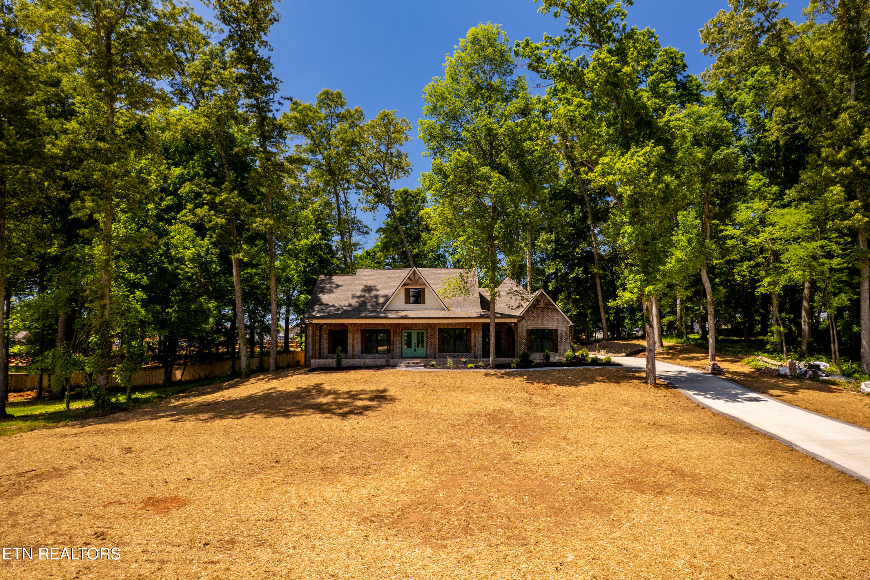 5816 Caswell Drive Greenback TN 37742
