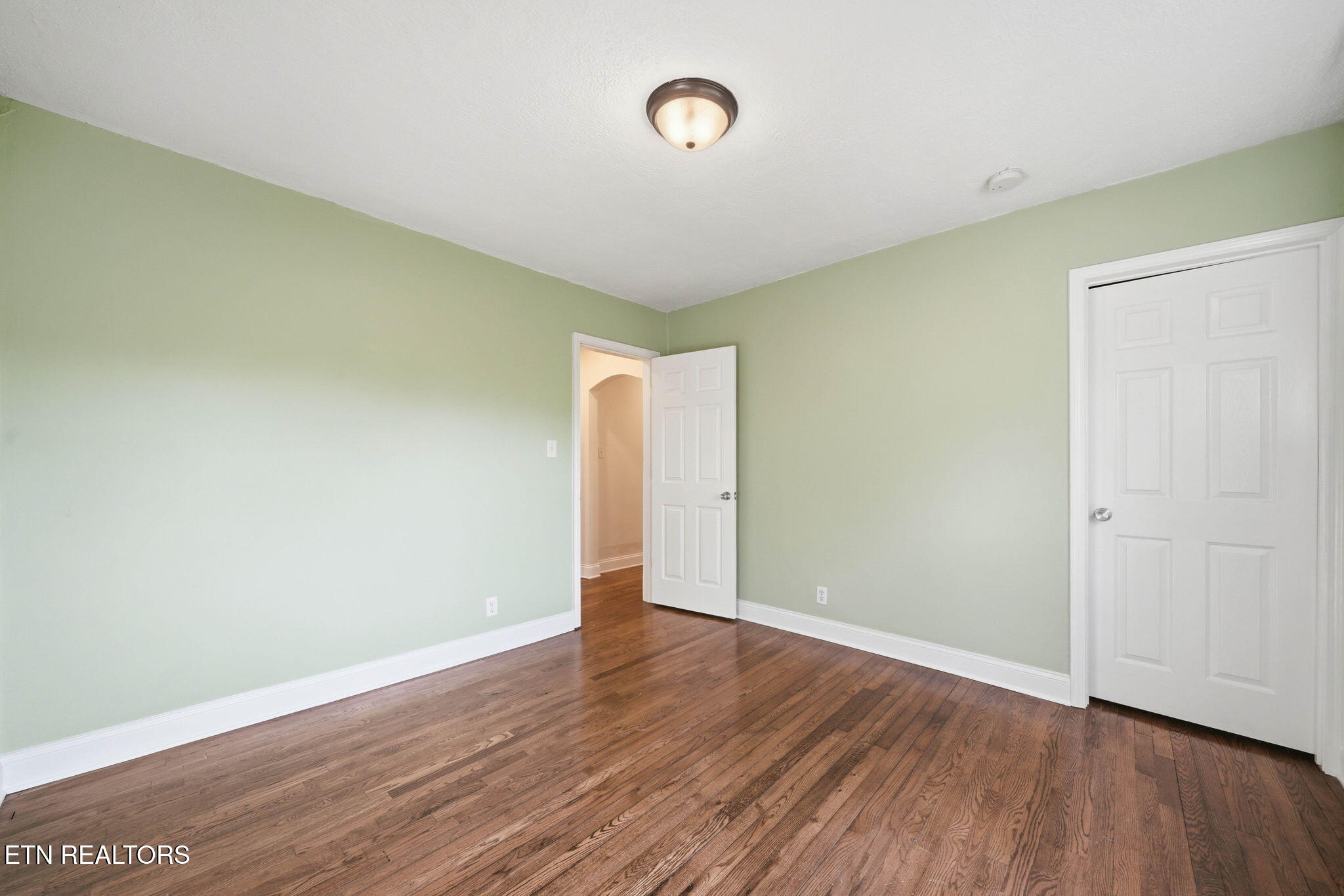 3224 NE Kenilworth Lane Knoxville TN 37917