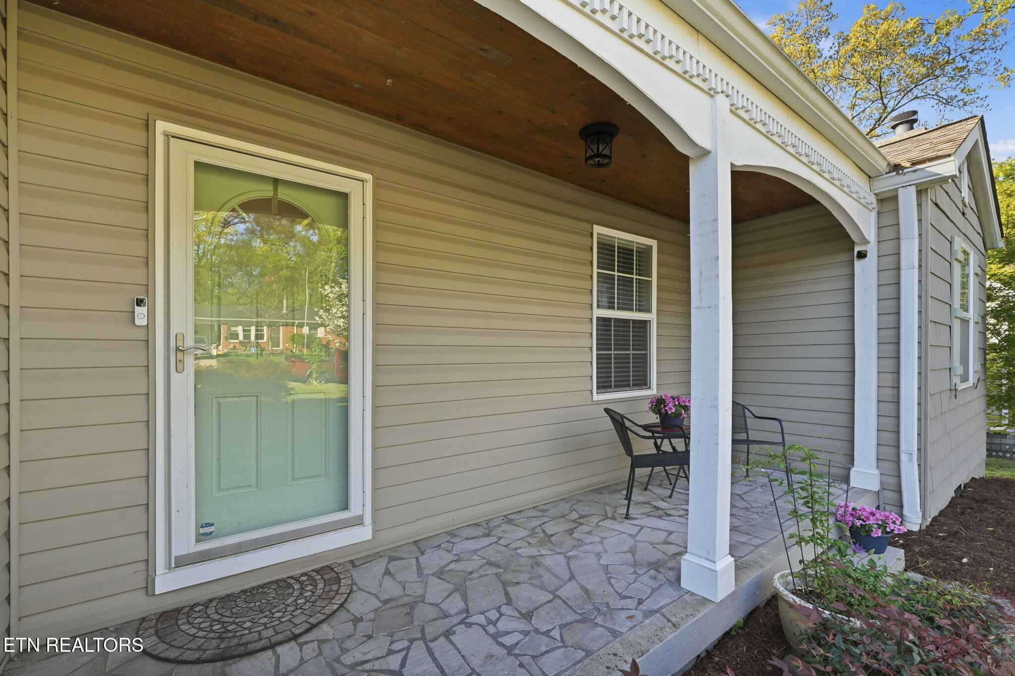 3224 NE Kenilworth Lane Knoxville TN 37917