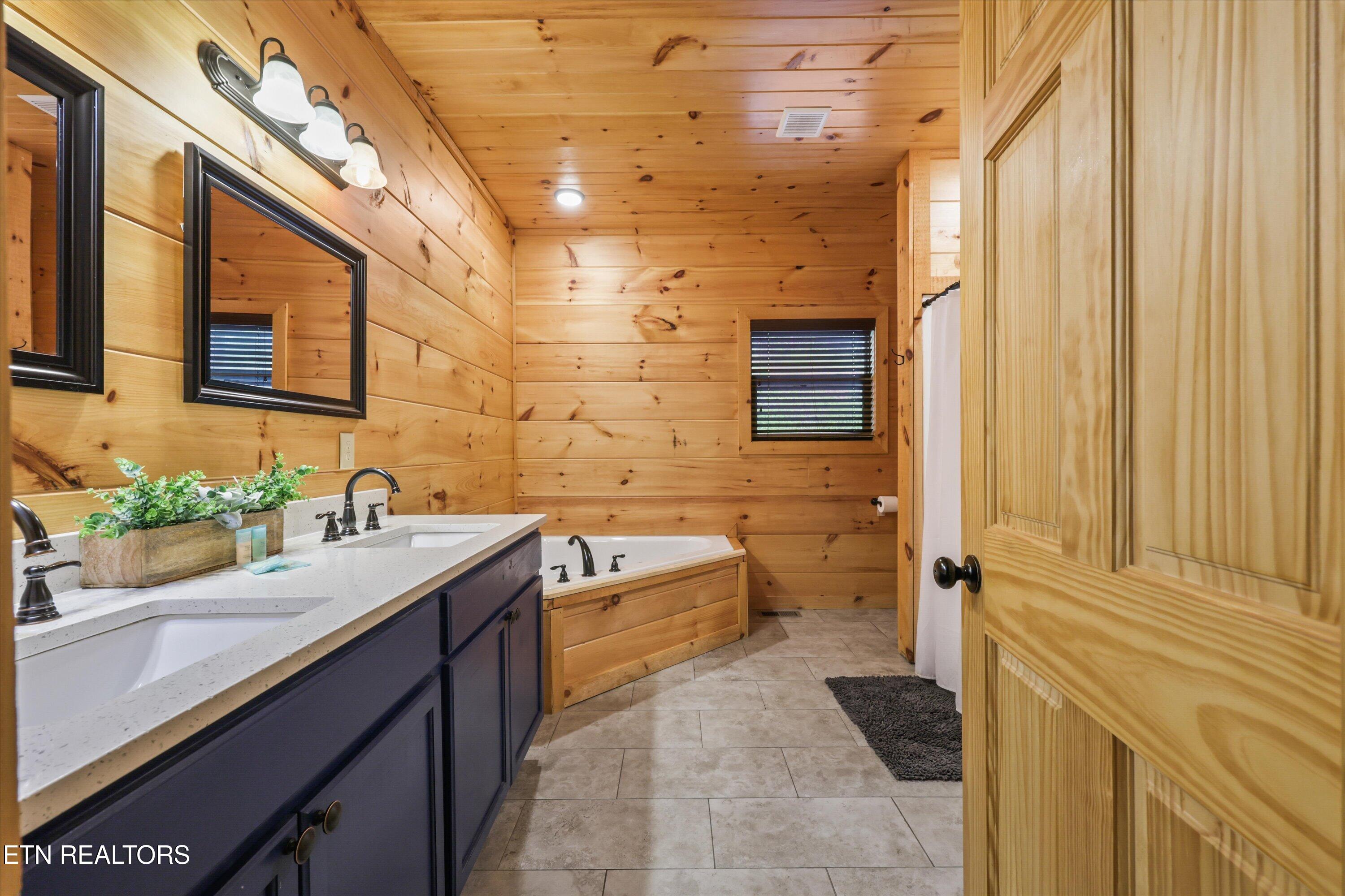 1613 Bluff Ridge Road Sevierville TN 37876