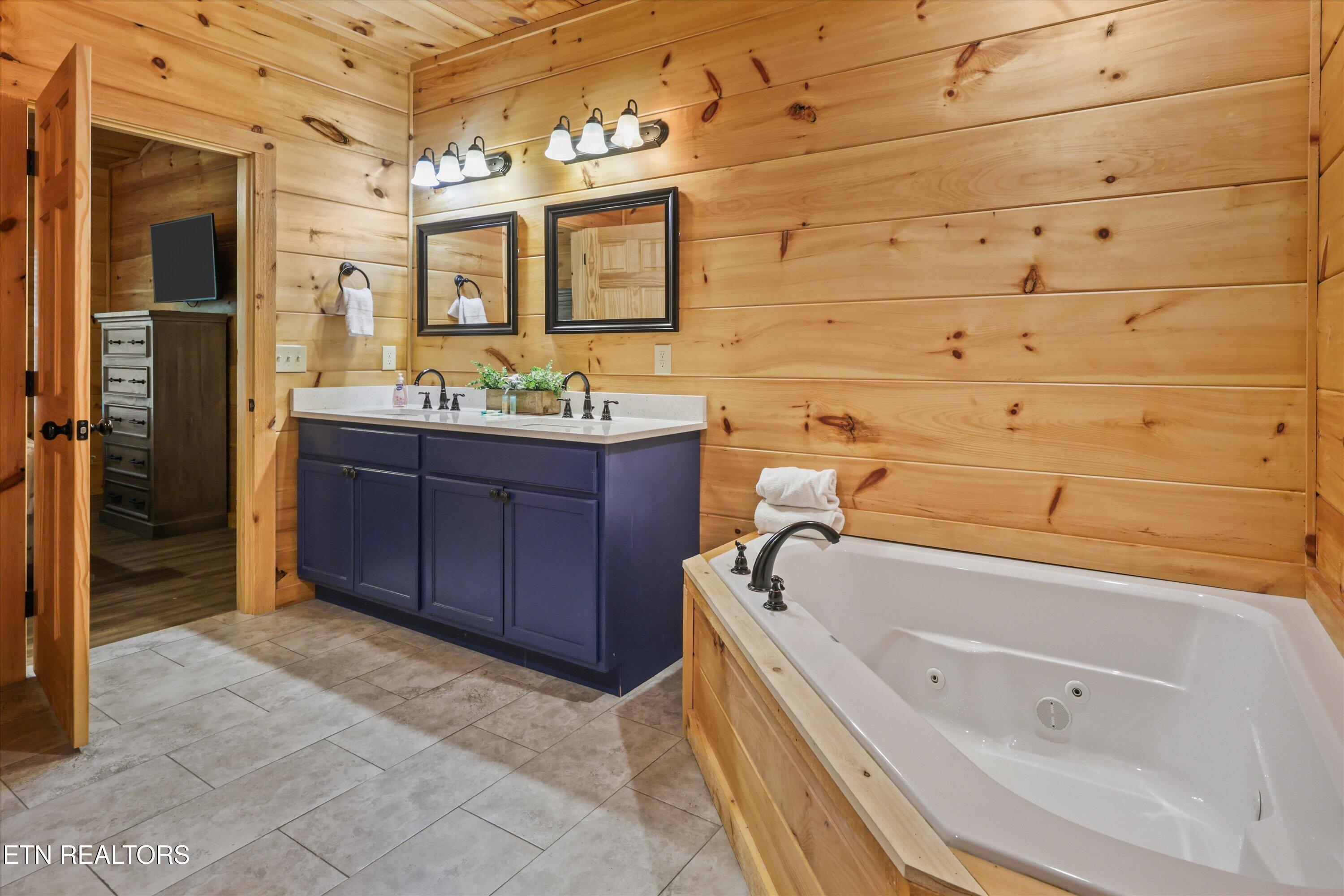 1613 Bluff Ridge Road Sevierville TN 37876