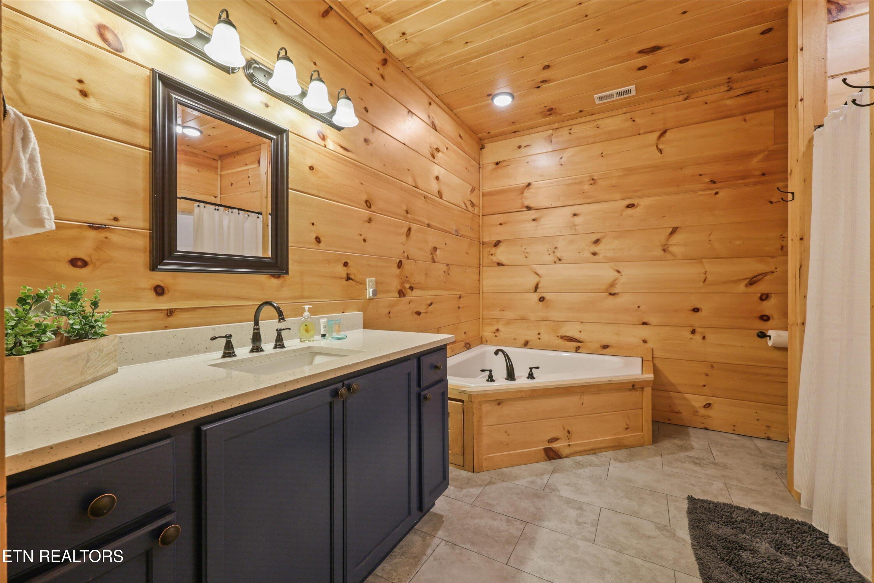 1613 Bluff Ridge Road Sevierville TN 37876