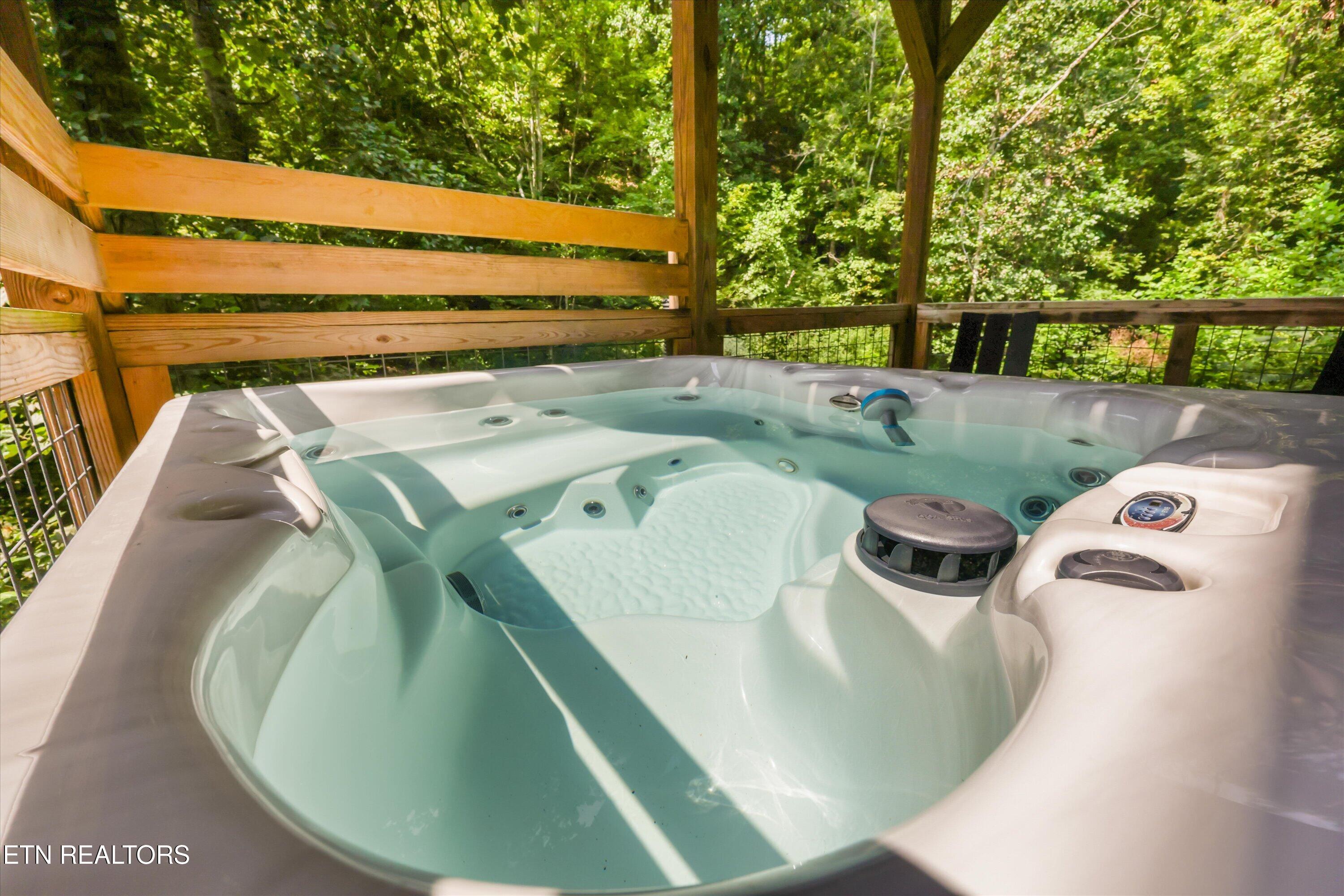 1613 Bluff Ridge Road Sevierville TN 37876