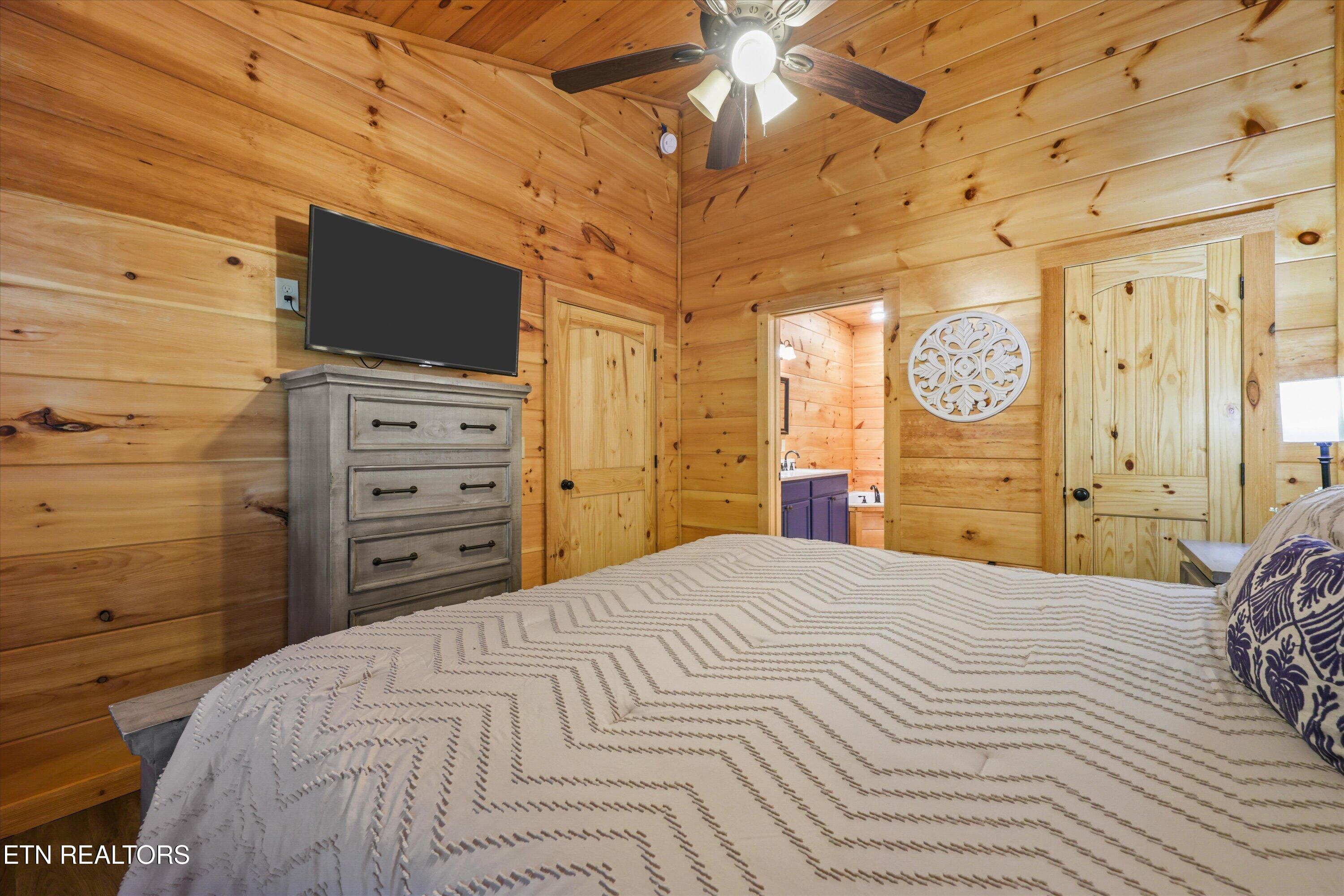 1613 Bluff Ridge Road Sevierville TN 37876
