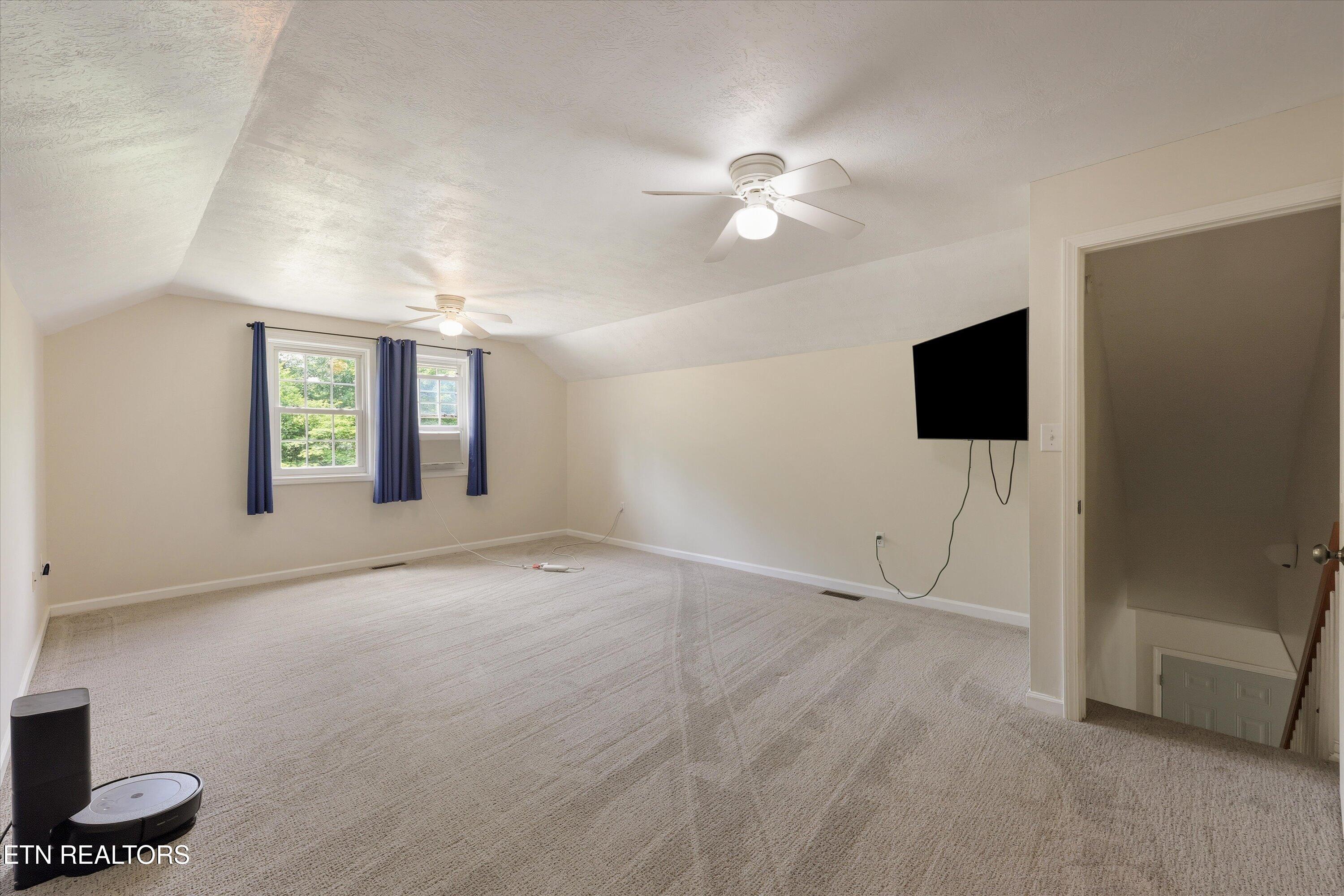 3540 Dockery Drive Mascot TN 37806