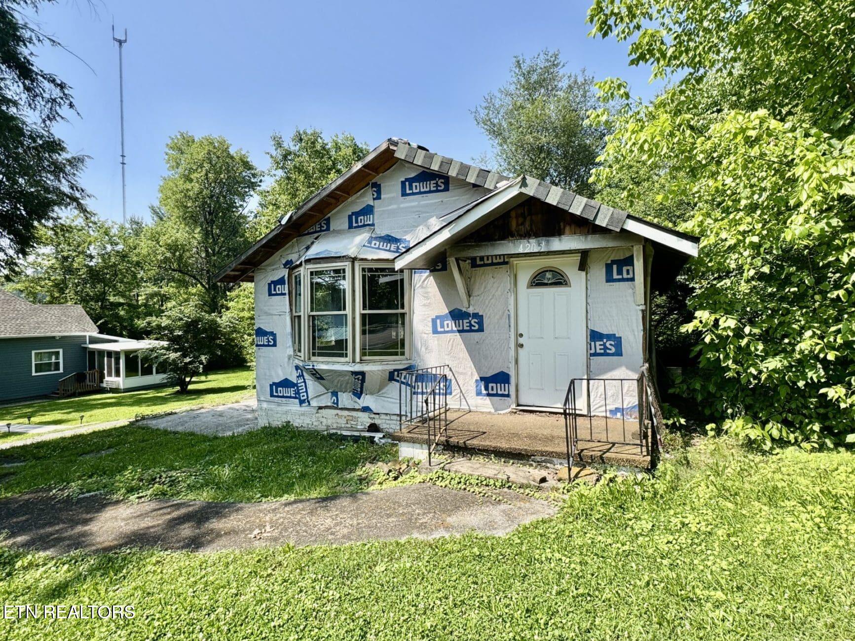 4205 Coster Road Knoxville TN 37912