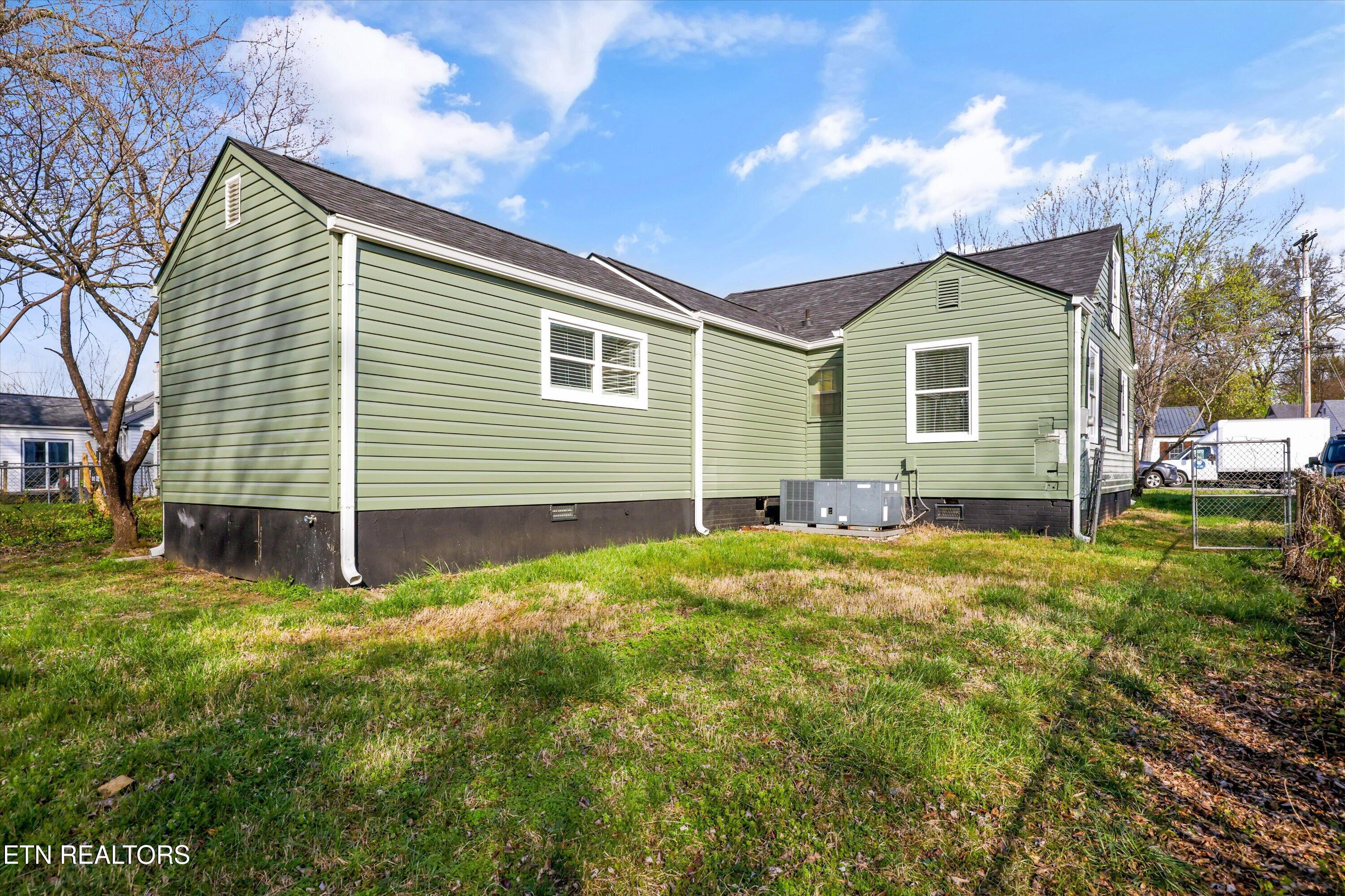 2428 Lawson Avenue Knoxville TN 37917