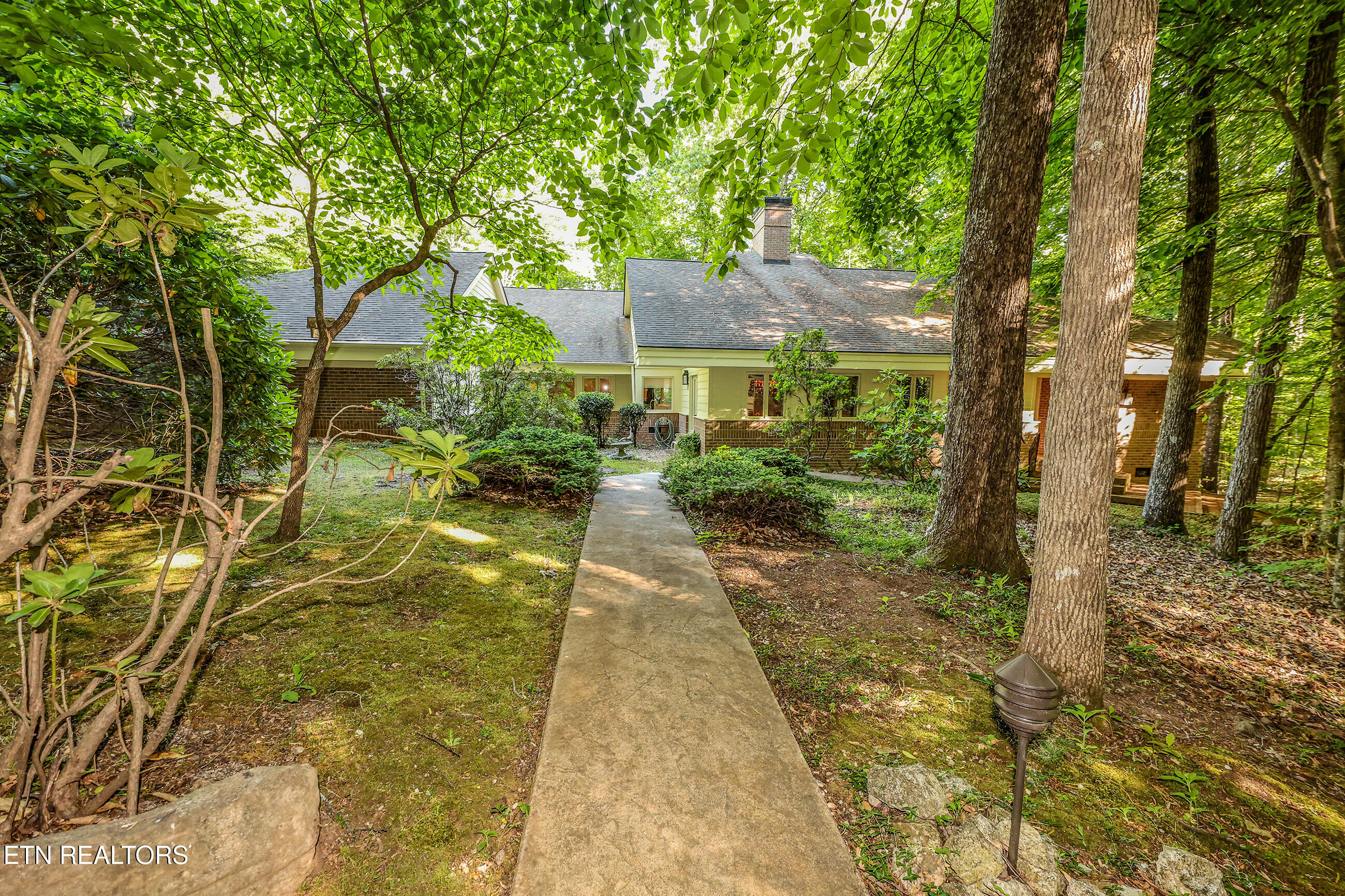 45 Hickory Trail Norris TN 37828