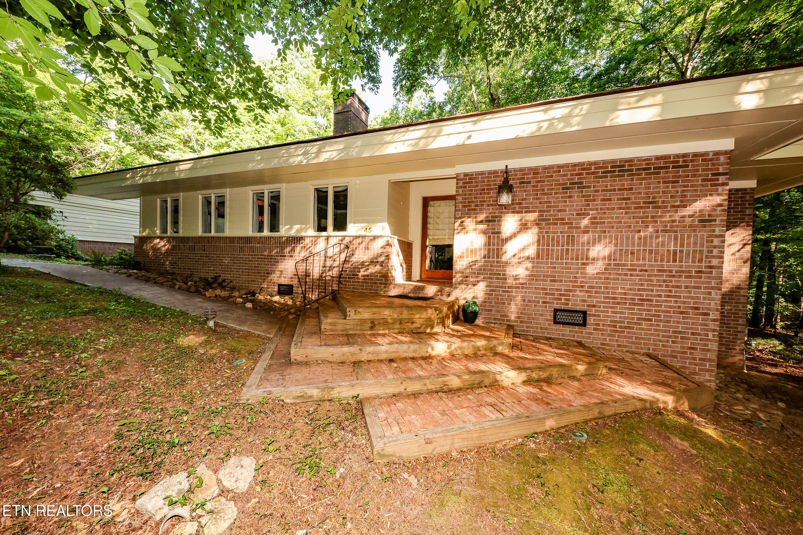 45 Hickory Trail Norris TN 37828