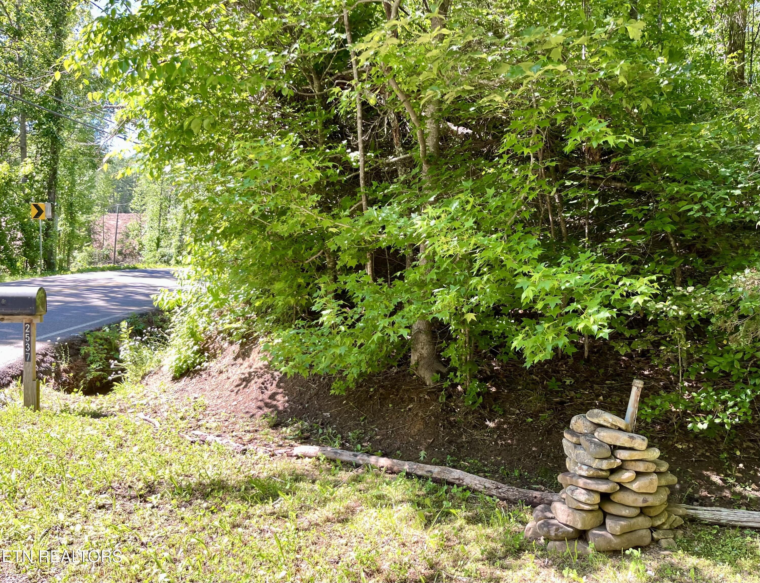 2537 Waldens Creek Road Sevierville TN 37862