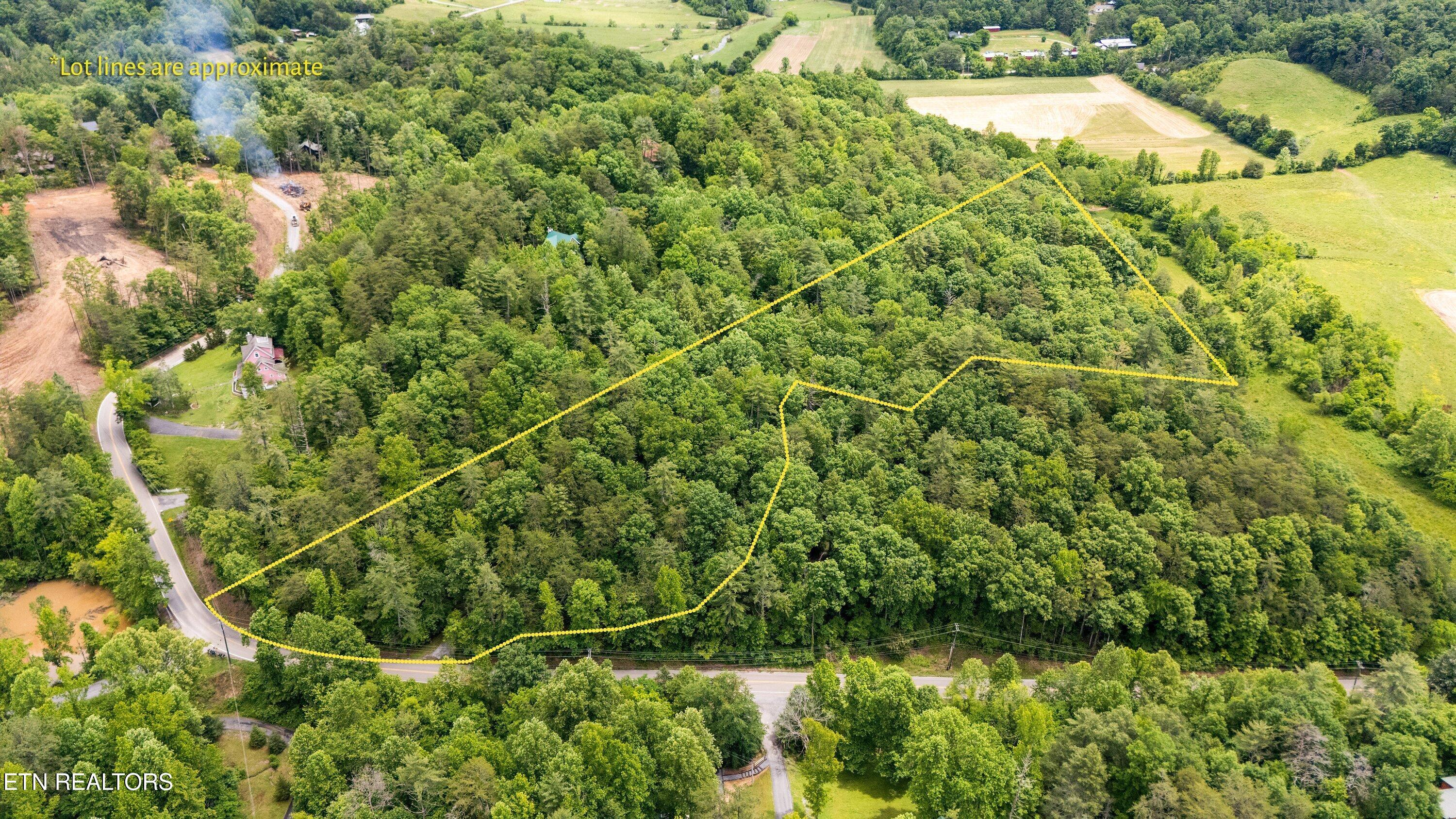 2537 Waldens Creek Road Sevierville TN 37862