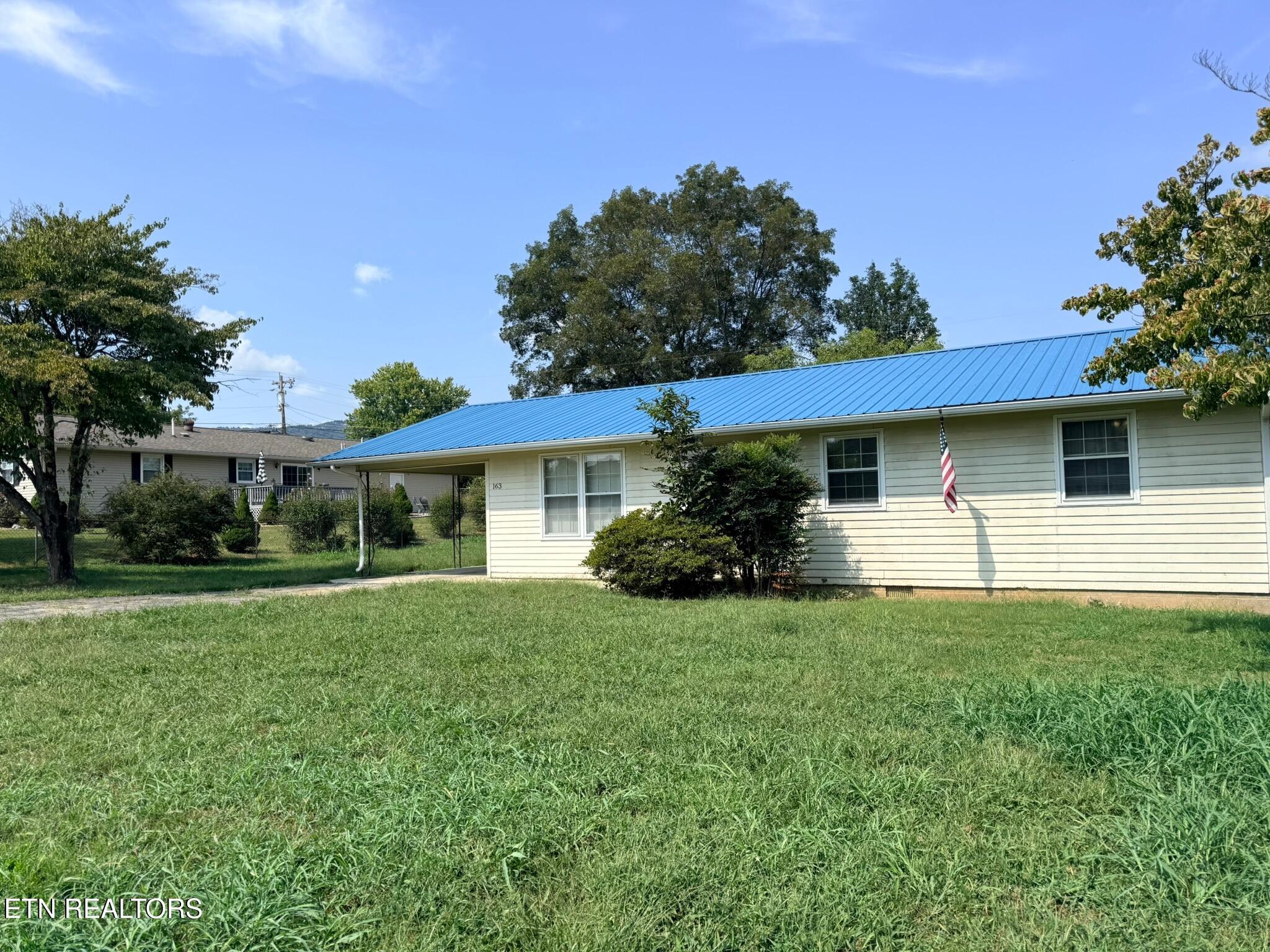 163 Sun Lane Lafollette TN 37766