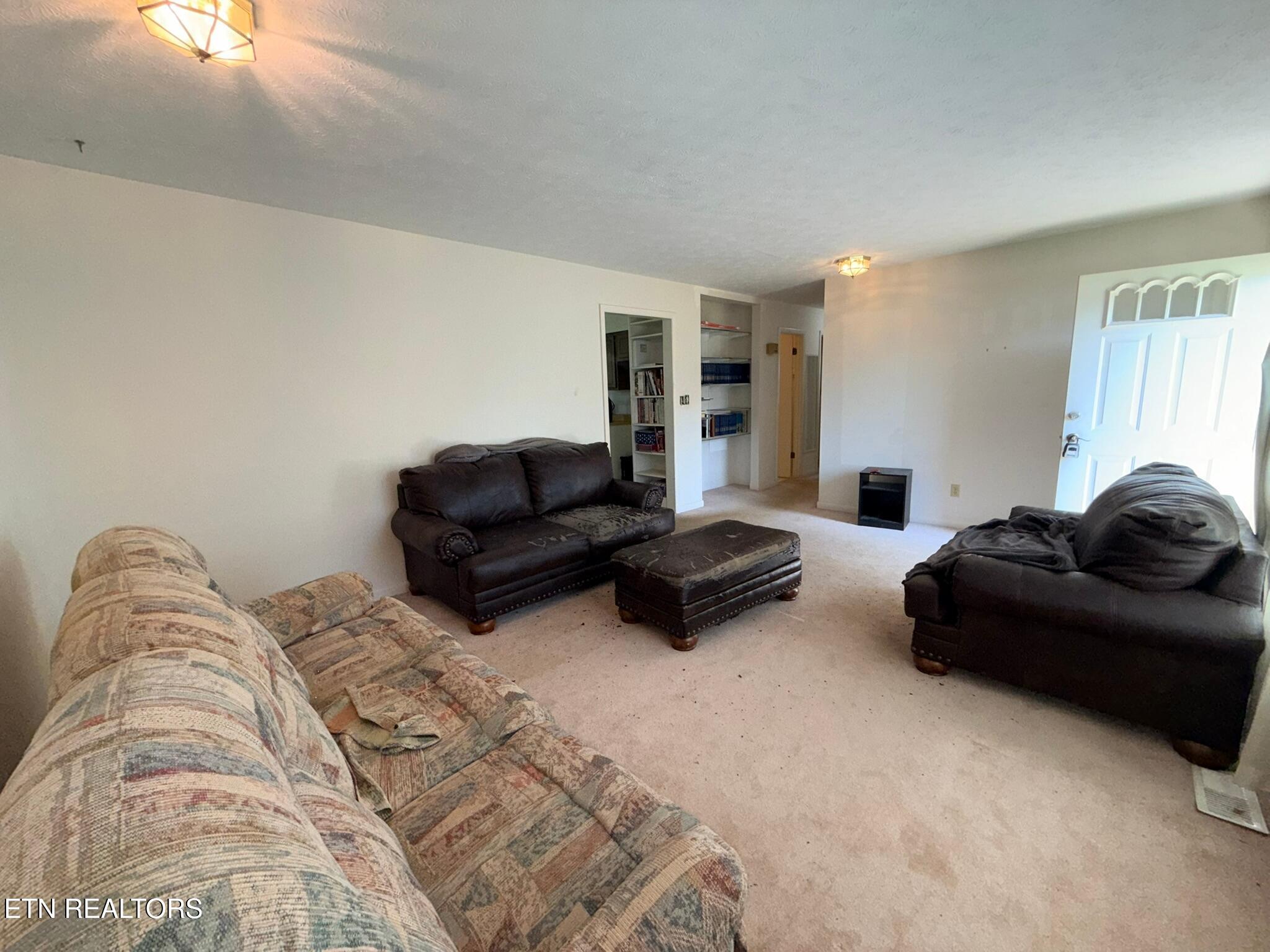 163 Sun Lane Lafollette TN 37766