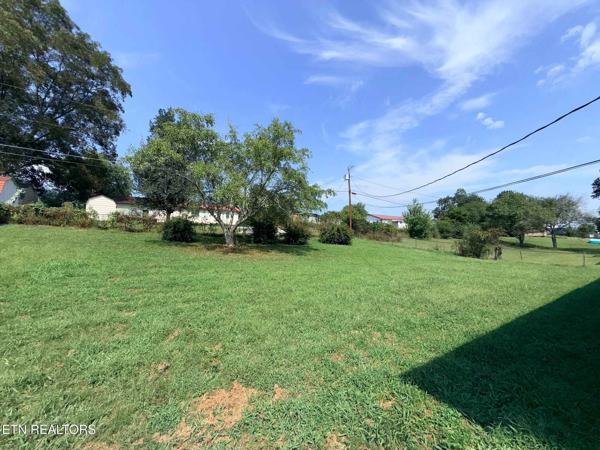 163 Sun Lane Lafollette TN 37766