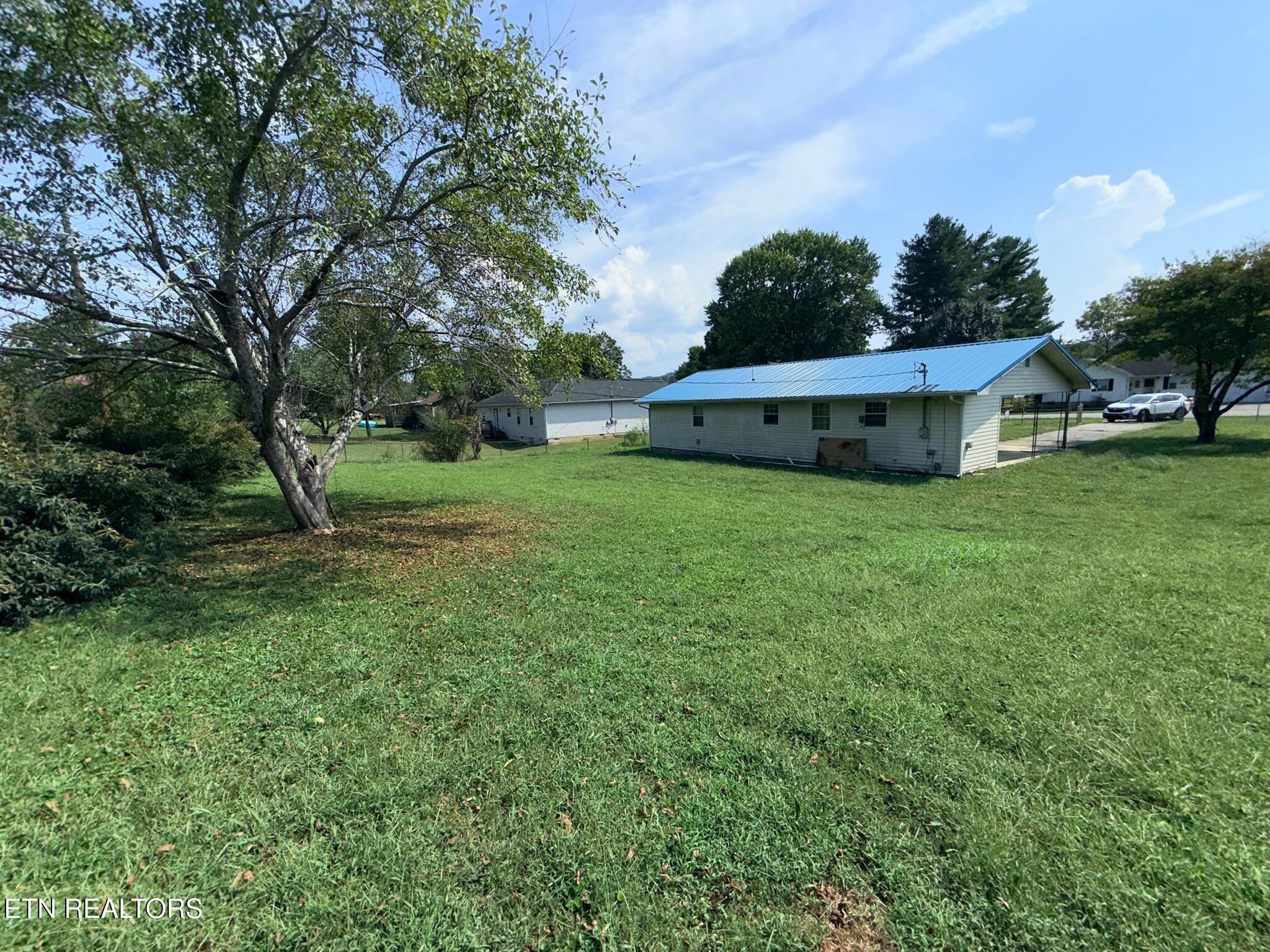 163 Sun Lane Lafollette TN 37766